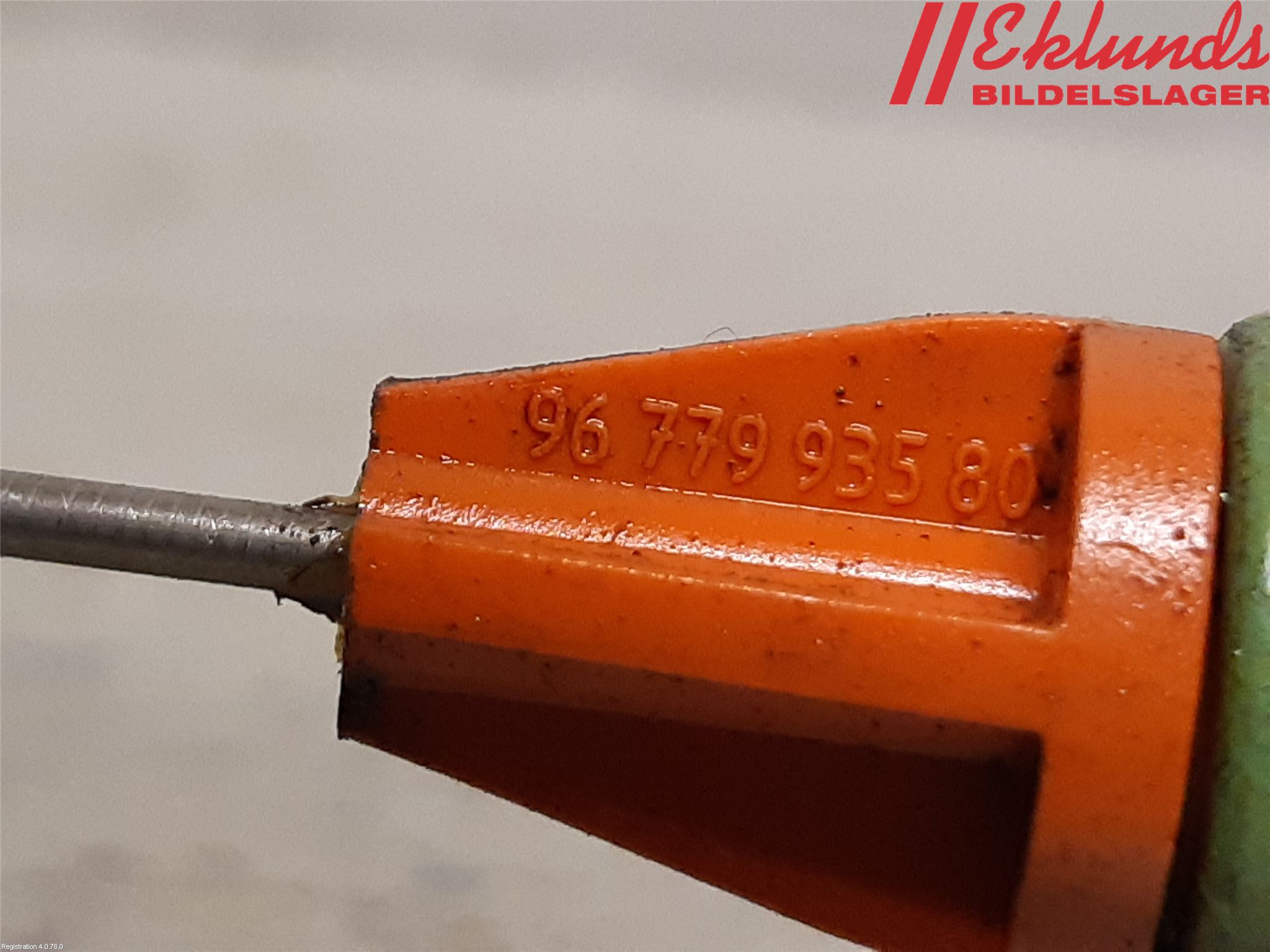 Peugeot 208 12-15 Oljesticka