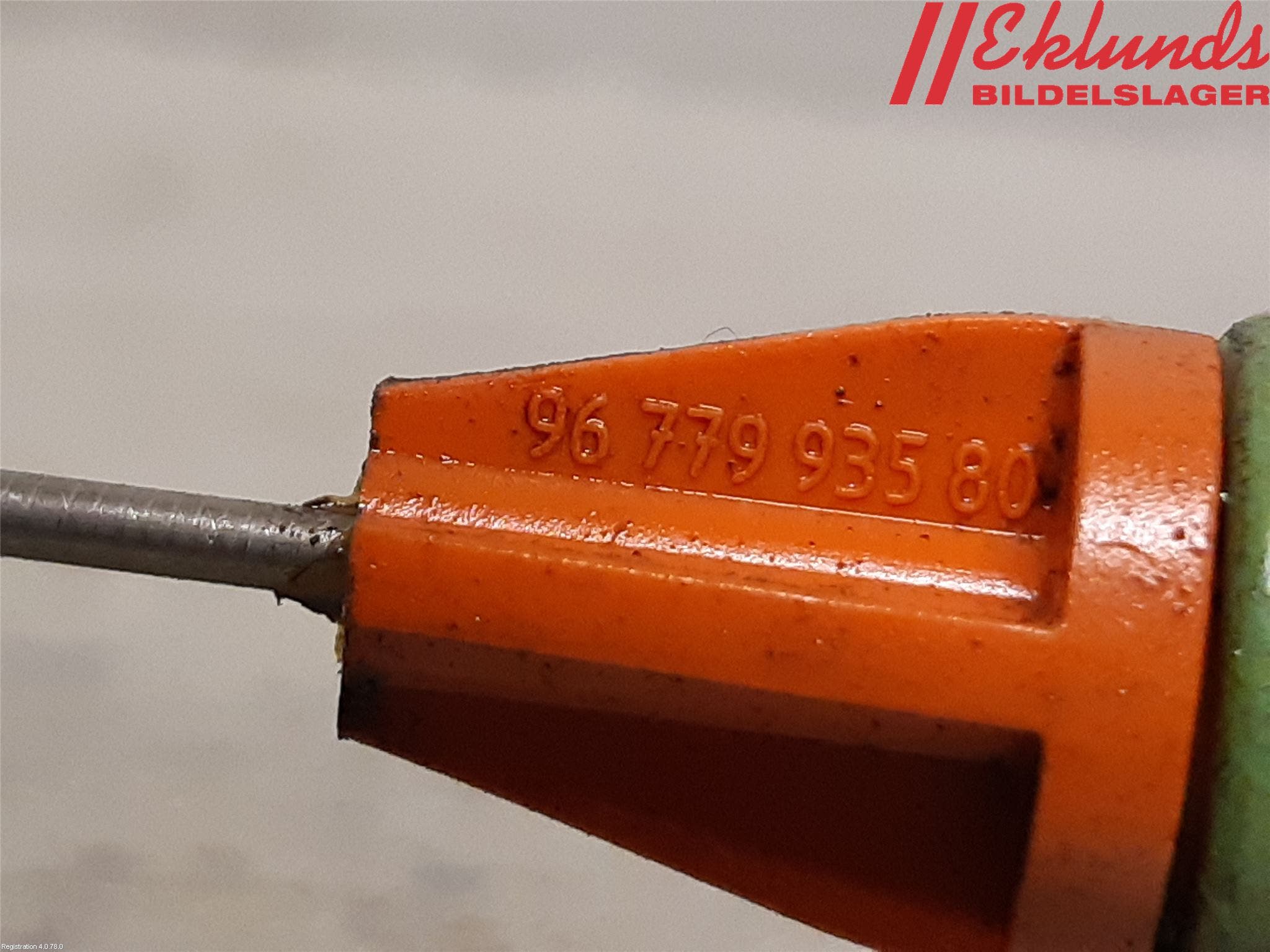 Peugeot 208 12-15 Oljesticka