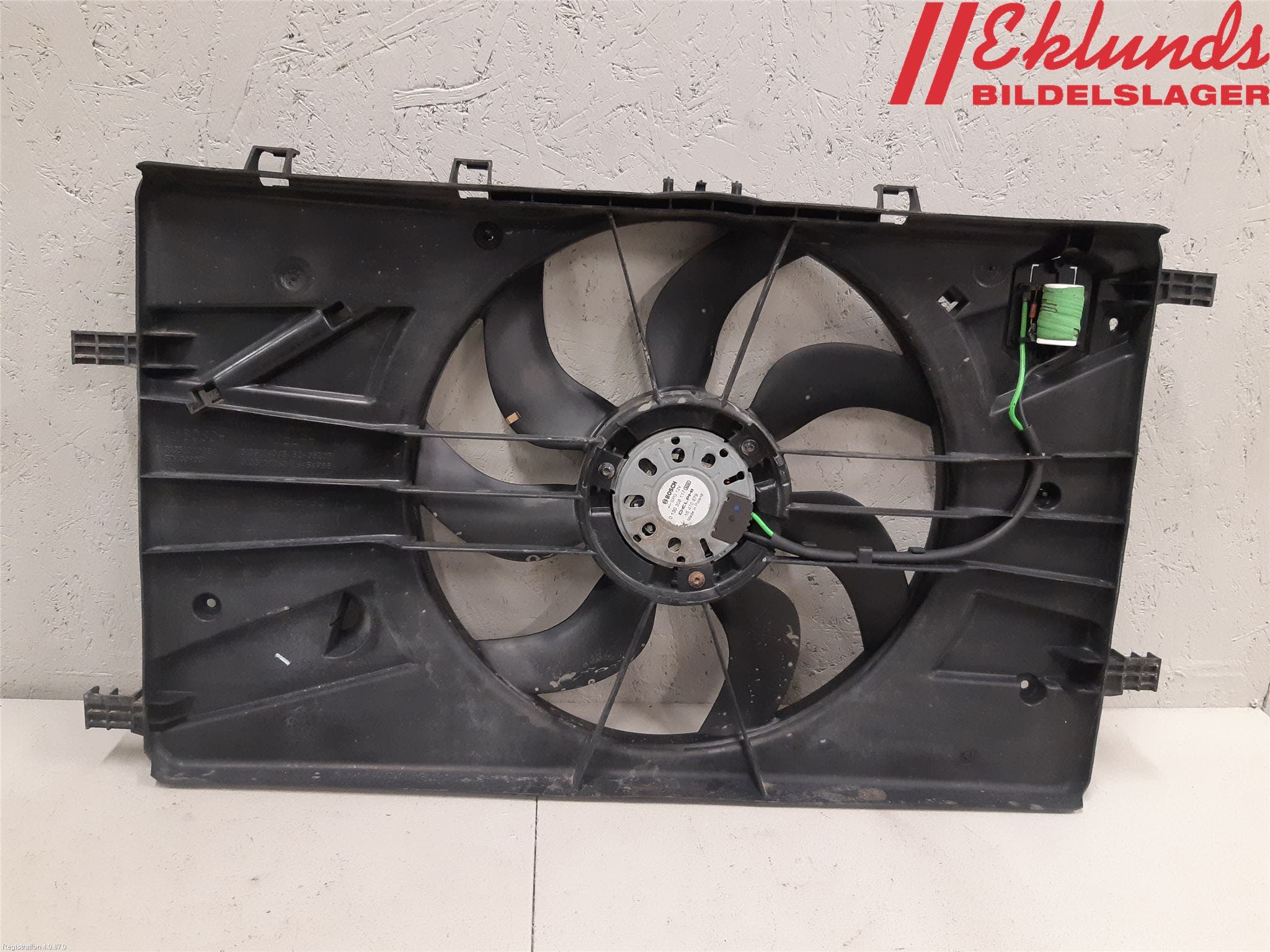 Opel ASTRA J 10-15 Kylfläkt El