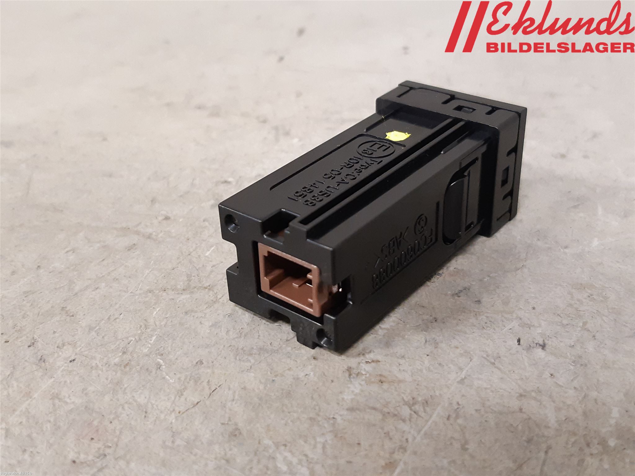 Toyota C-HR 16-23 Usb Connection