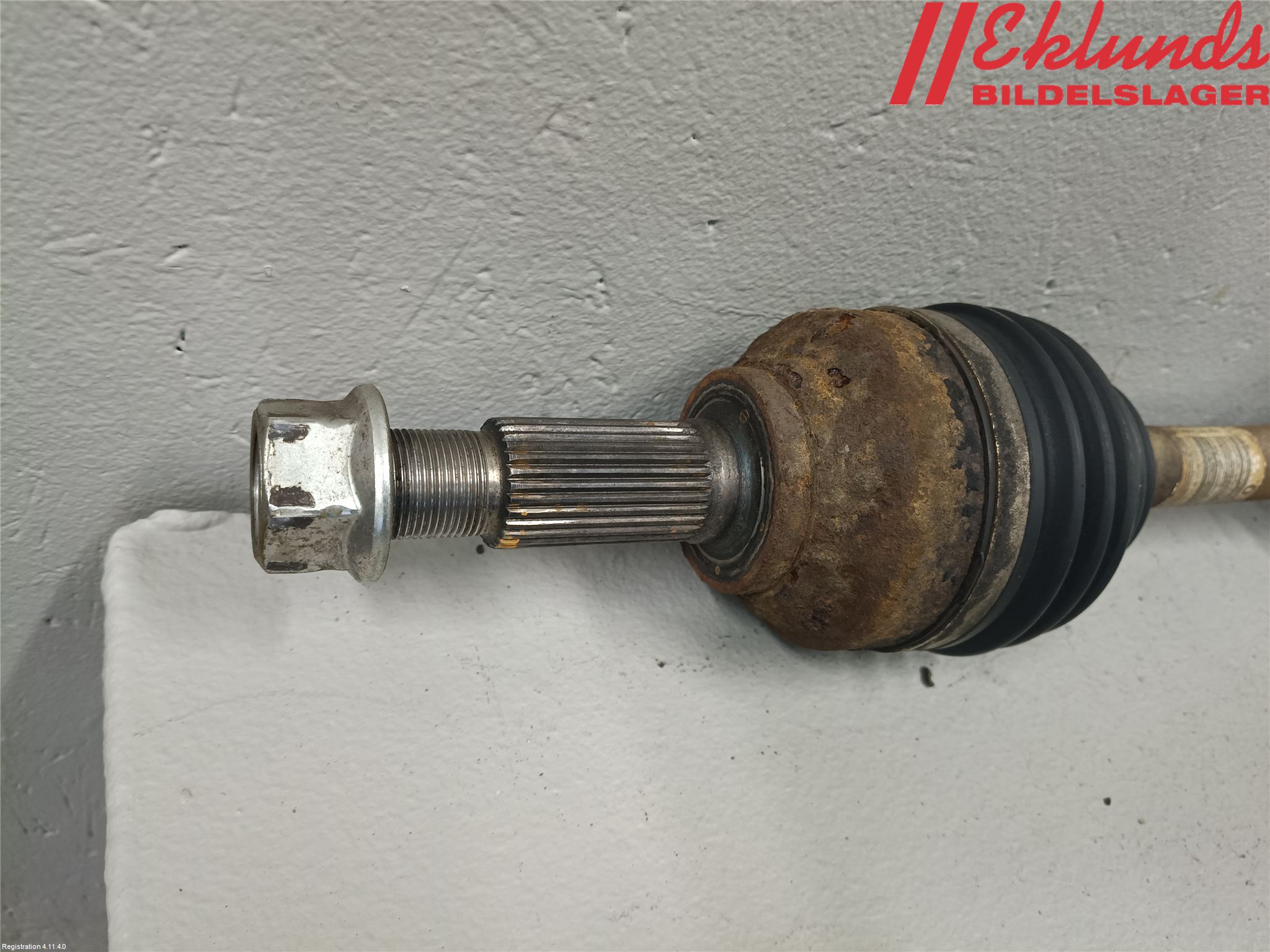 Nissan QASHQAI   07-10 Drivaxel Fram Vänster