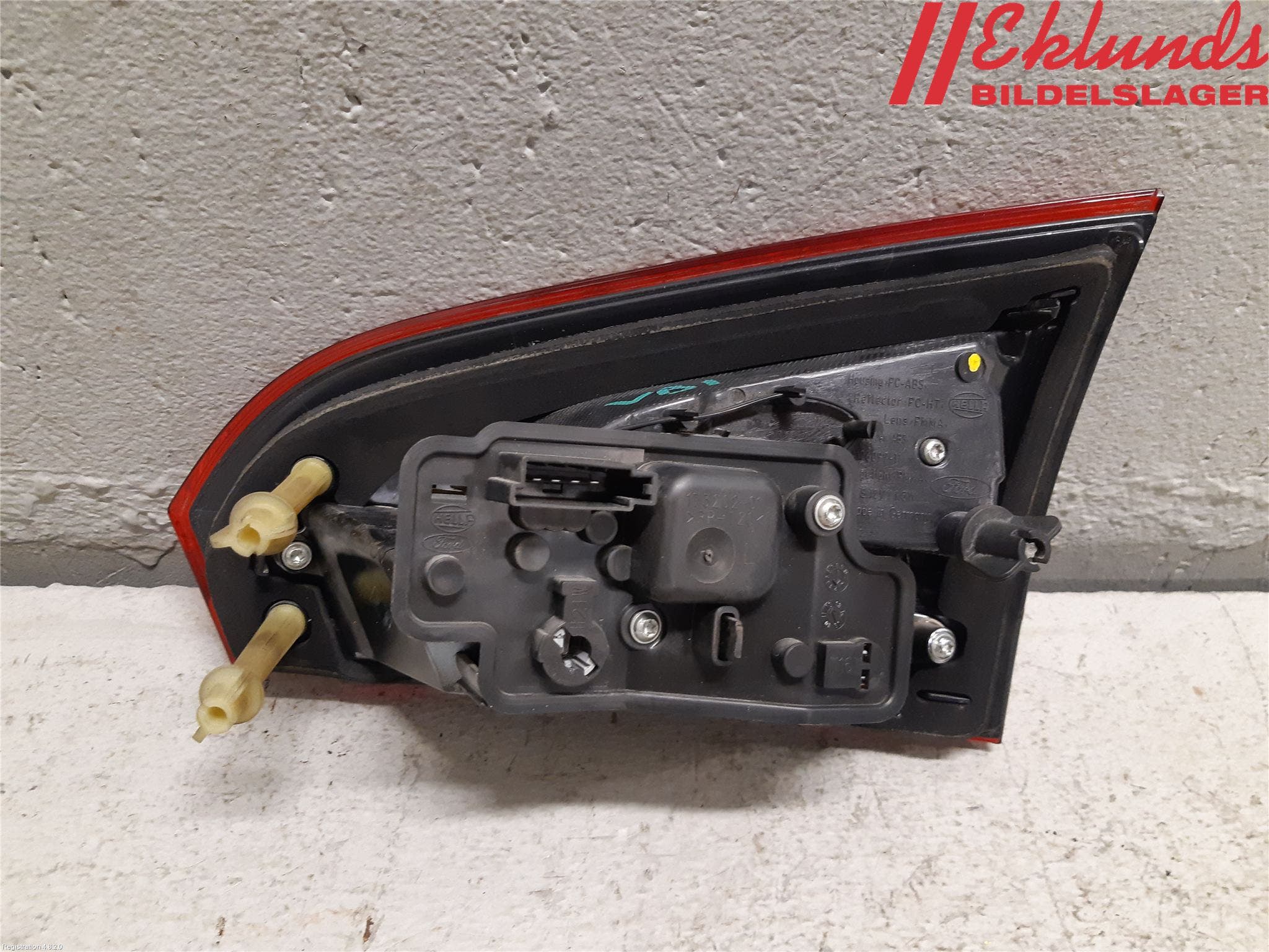 Ford S-MAX 06-15 Bakljus Lucka Vä