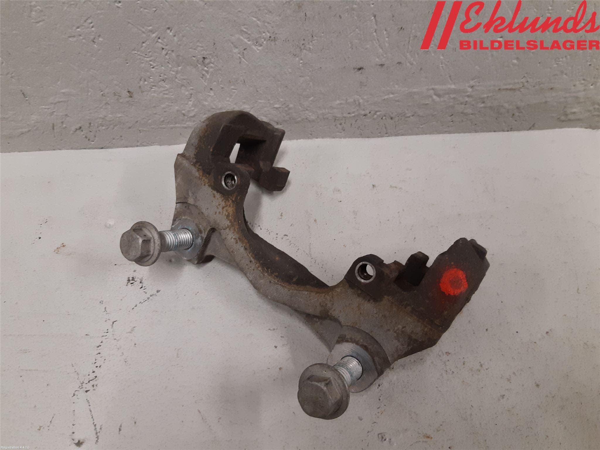 Volvo S90 17->> Bromsokshållare