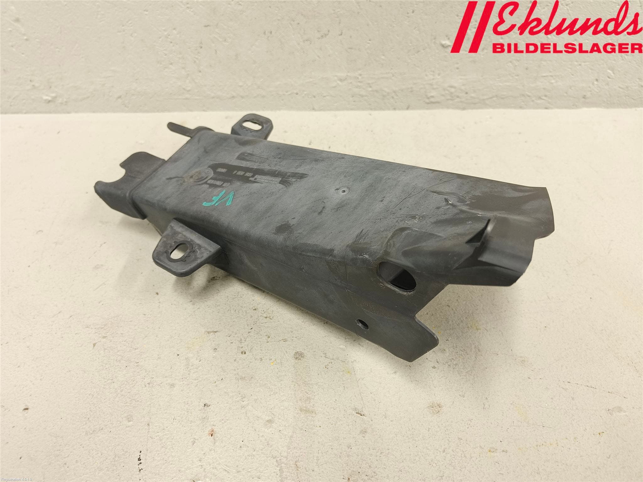 BMW 5 F10/F11/F18 09-17 Deflektor Plåt-Plast Kylning