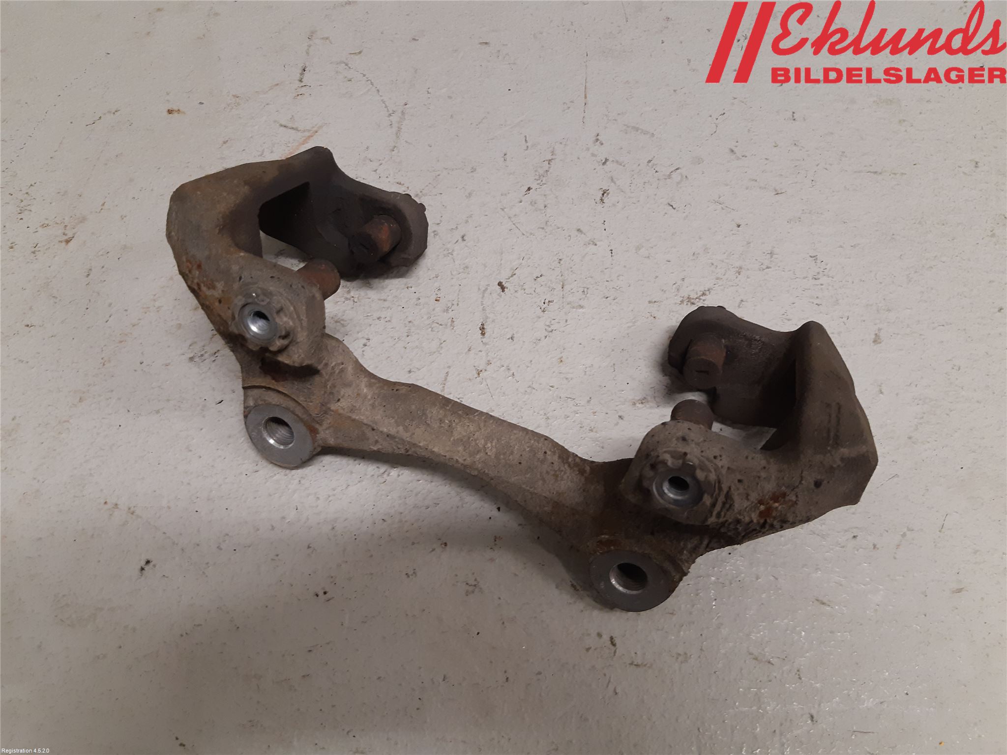 Audi A6 ALLROAD 12-18 Bromsokshållare