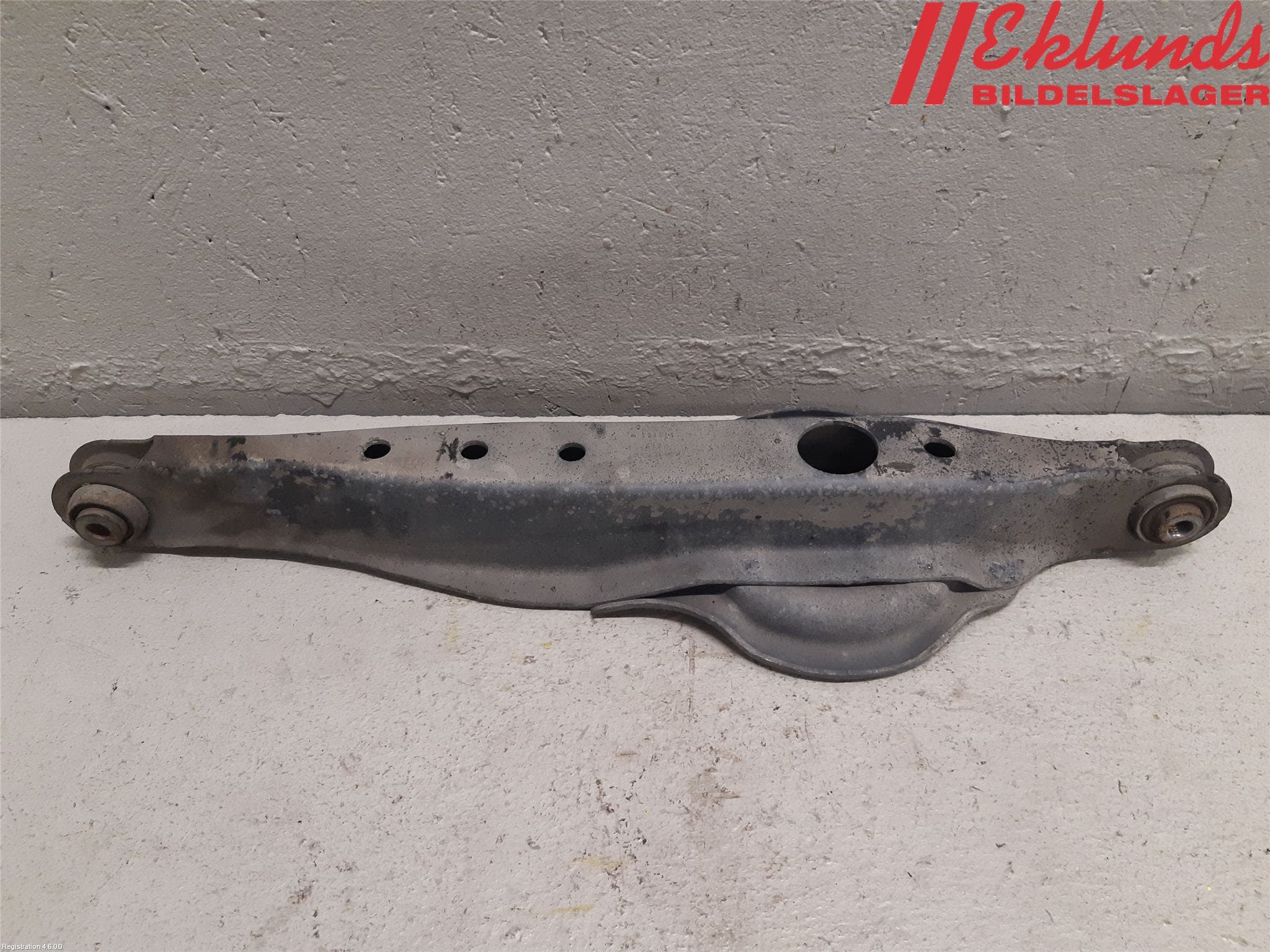 Volvo XC60 14-17 Bärarm Bak Höger