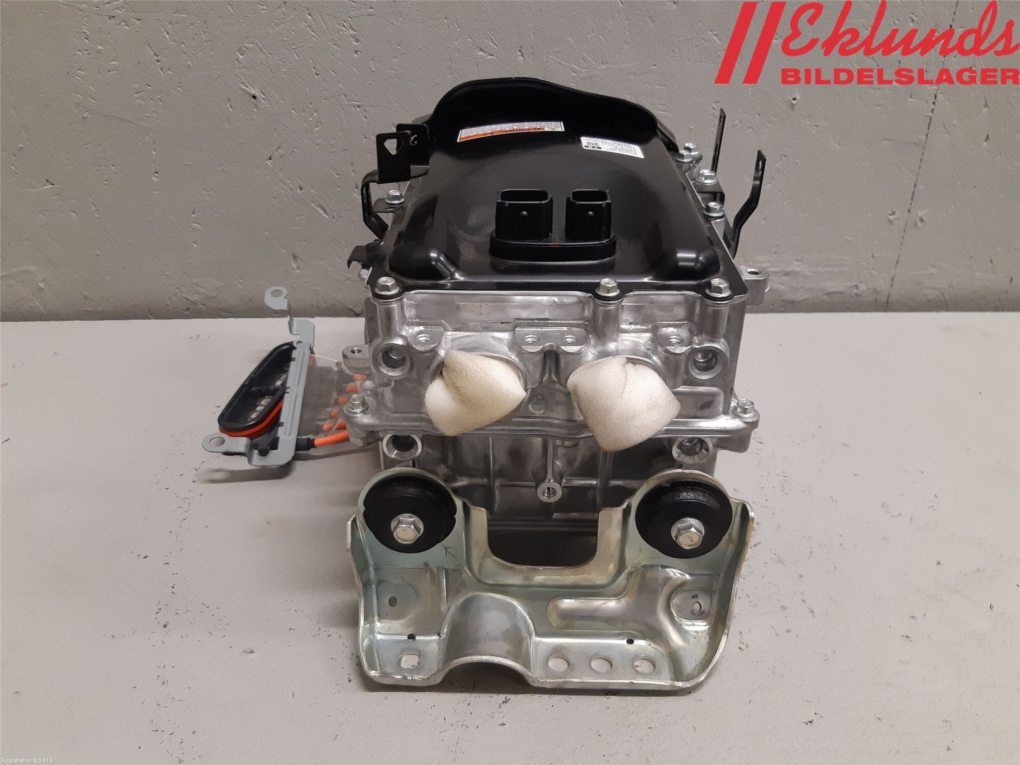 Toyota YARIS XP21 20- Inverter Hybrid