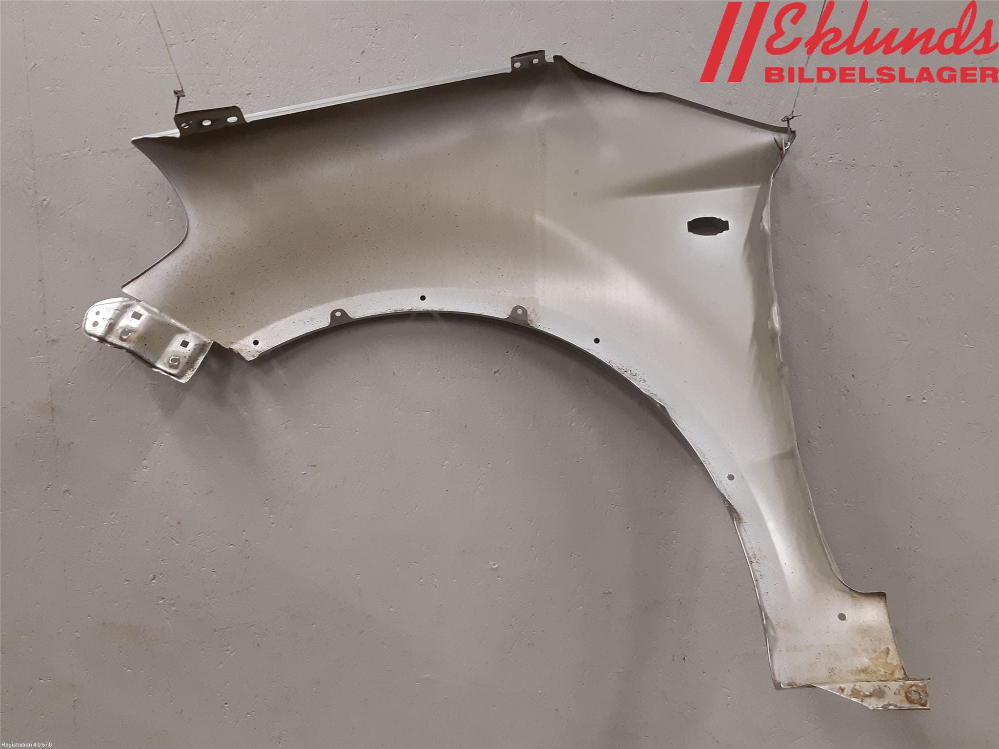 Suzuki SX4 10-13 Skärm Fram Höger