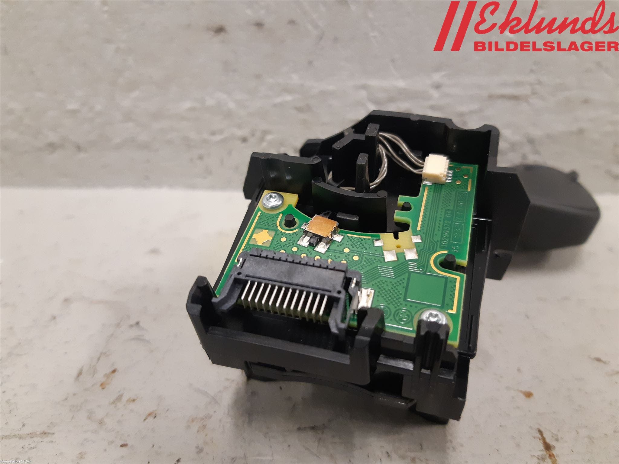 Ford FOCUS 19- Spak Torkar-Spolomk