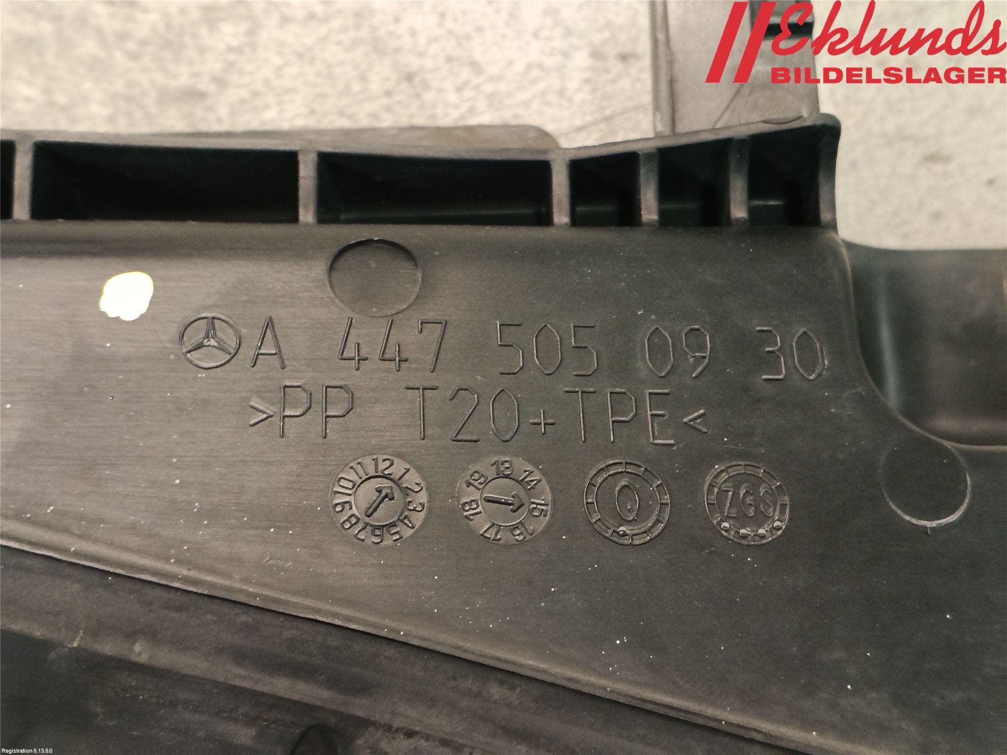 Mercedes-Benz MB VITO/V-KLASS (W640,W447,W448) 14- Deflektor Plåt-Plast Kylning