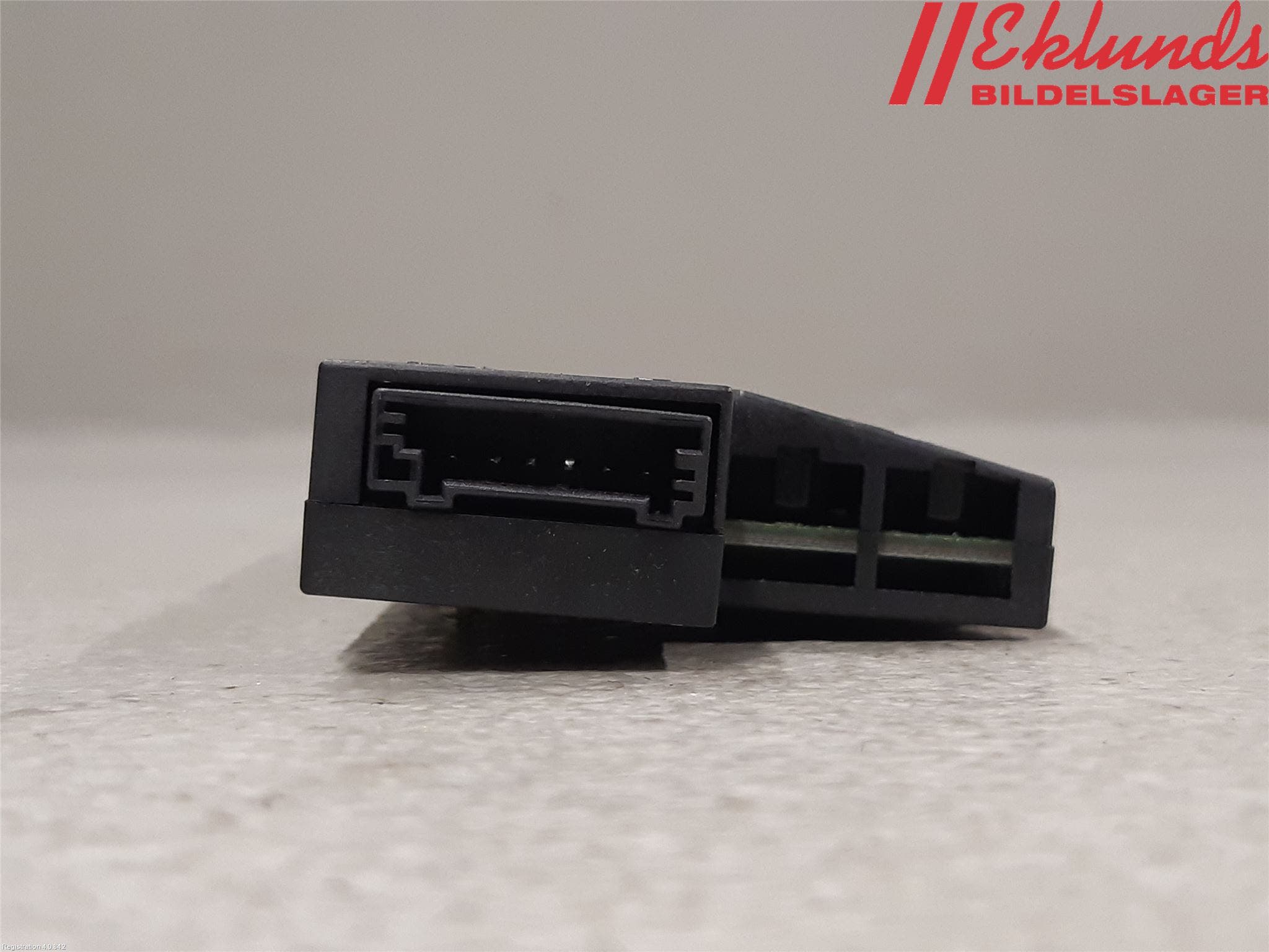 BMW 5 F10/F11/F18 09-17 Antennförstärkare