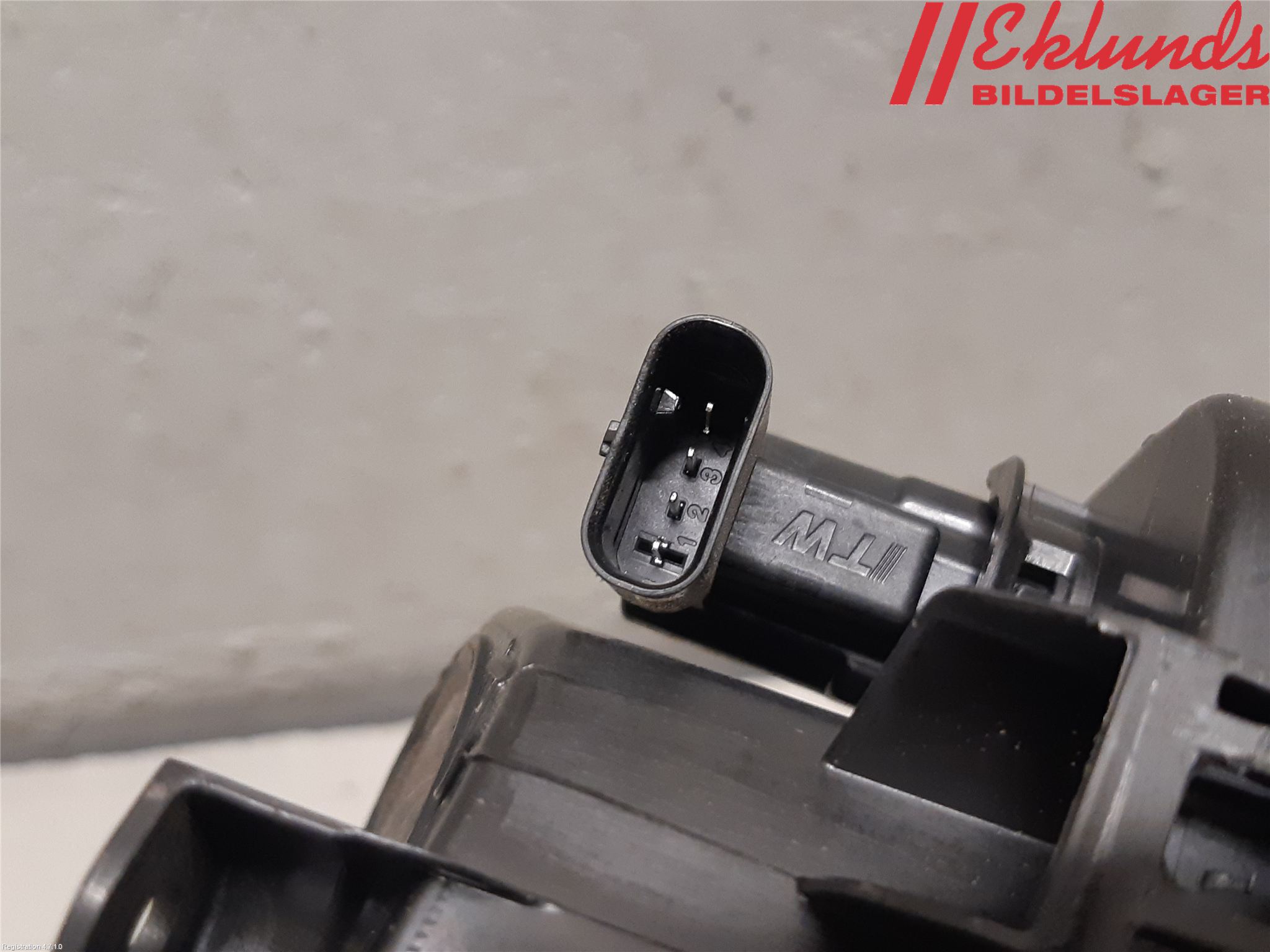 Volvo XC90/RECHARGE 16- Tanklucka