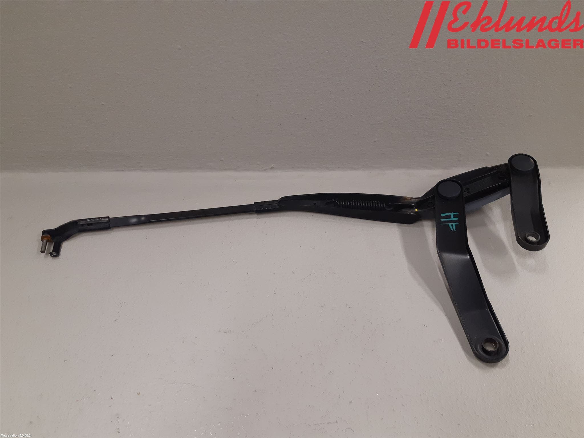 Mercedes-Benz MB E-KLASS (W212) 09-16 Torkararm Armar Vindruta