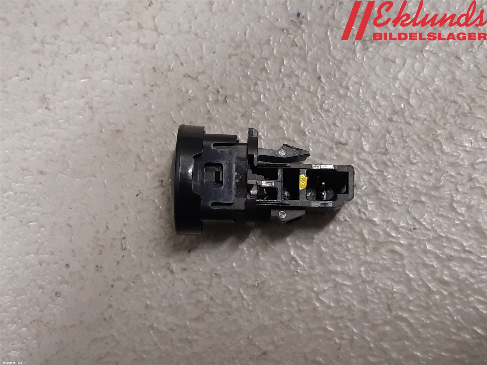 Subaru OUTBACK 15-20 Strömställare Övrigt