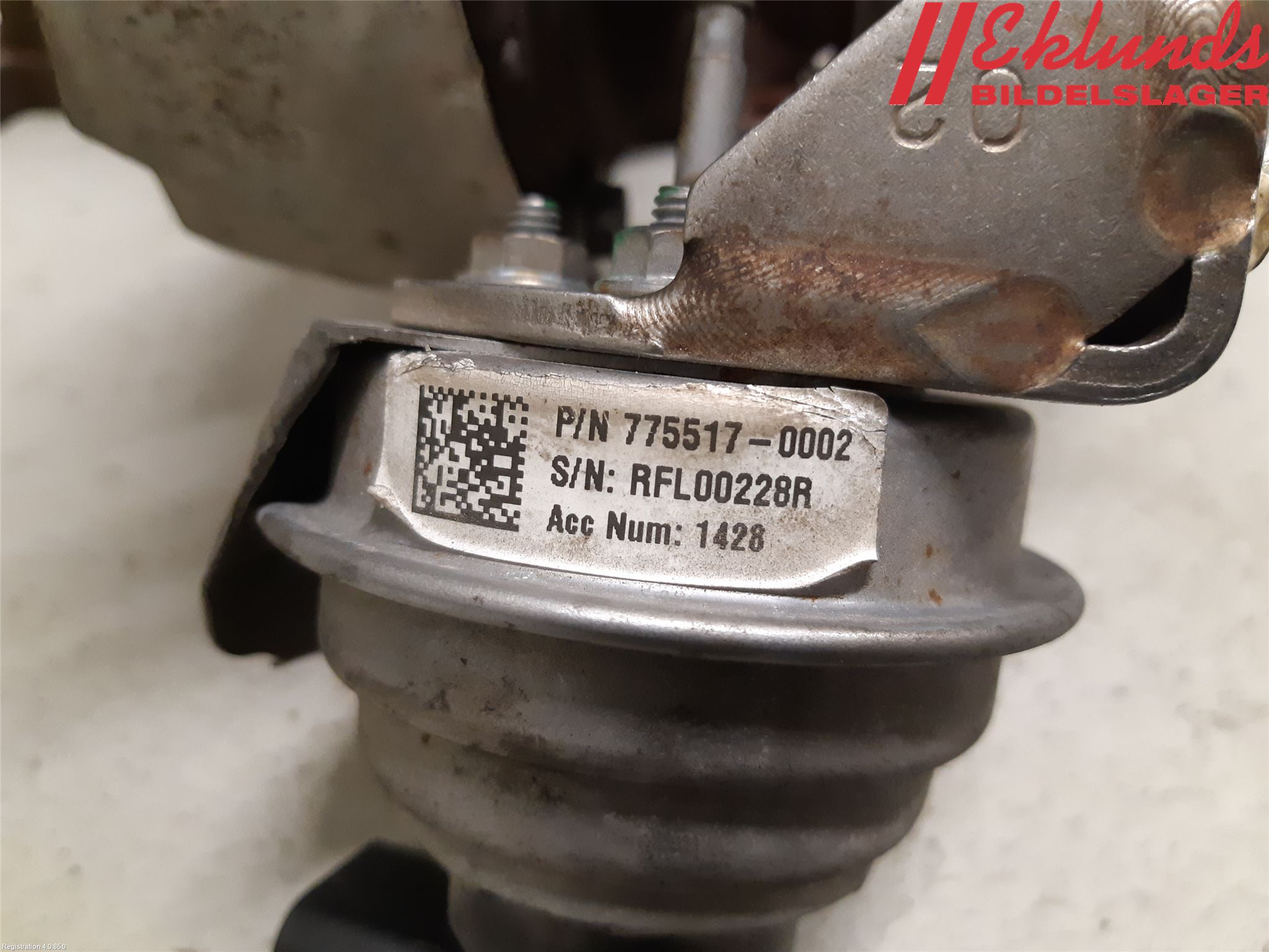 Volkswagen VW CADDY 11-15 Turboaggregat