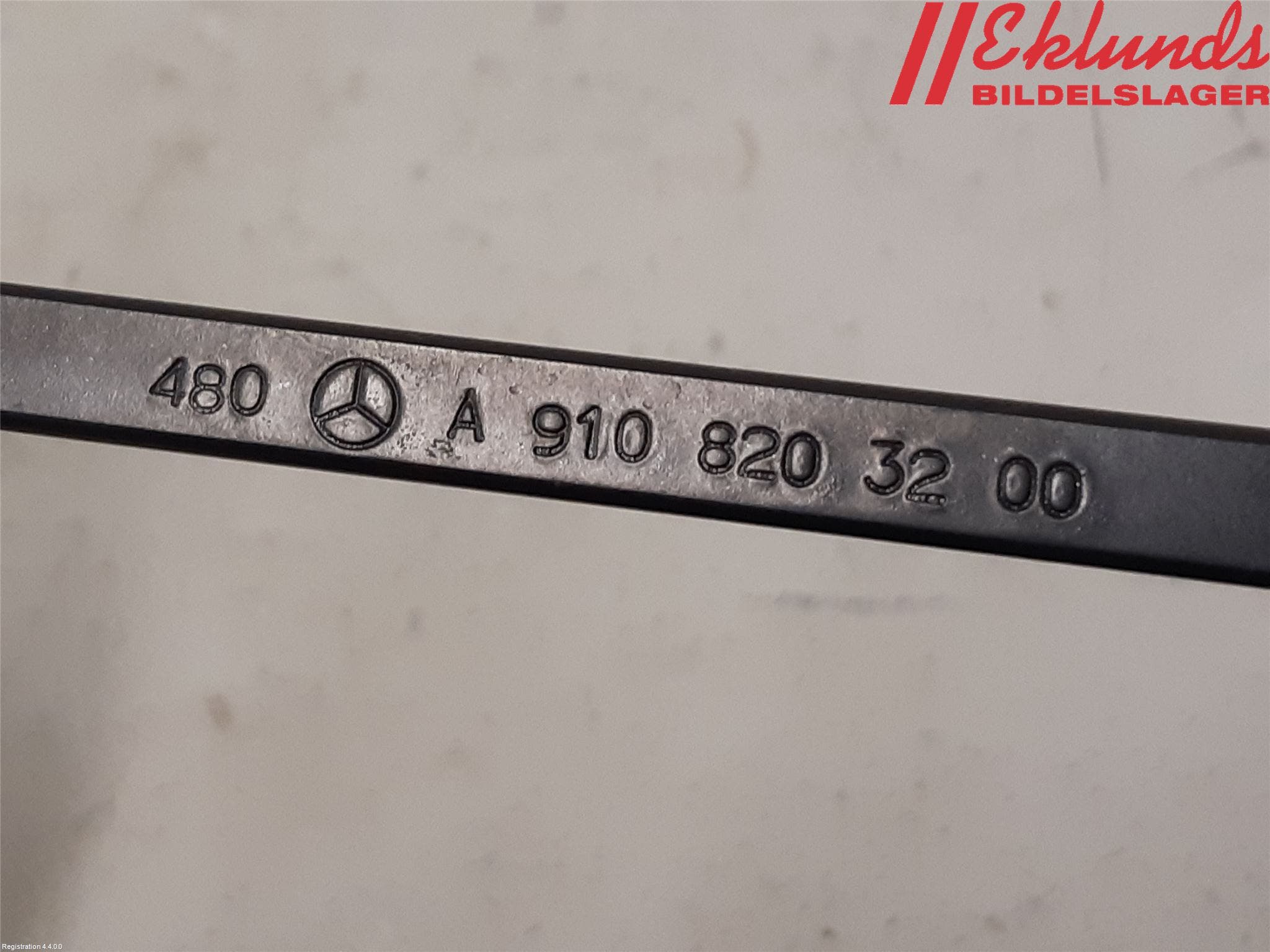 Mercedes-Benz MB SPRINTER (W907/W910) 19- Torkararm Armar Vindruta