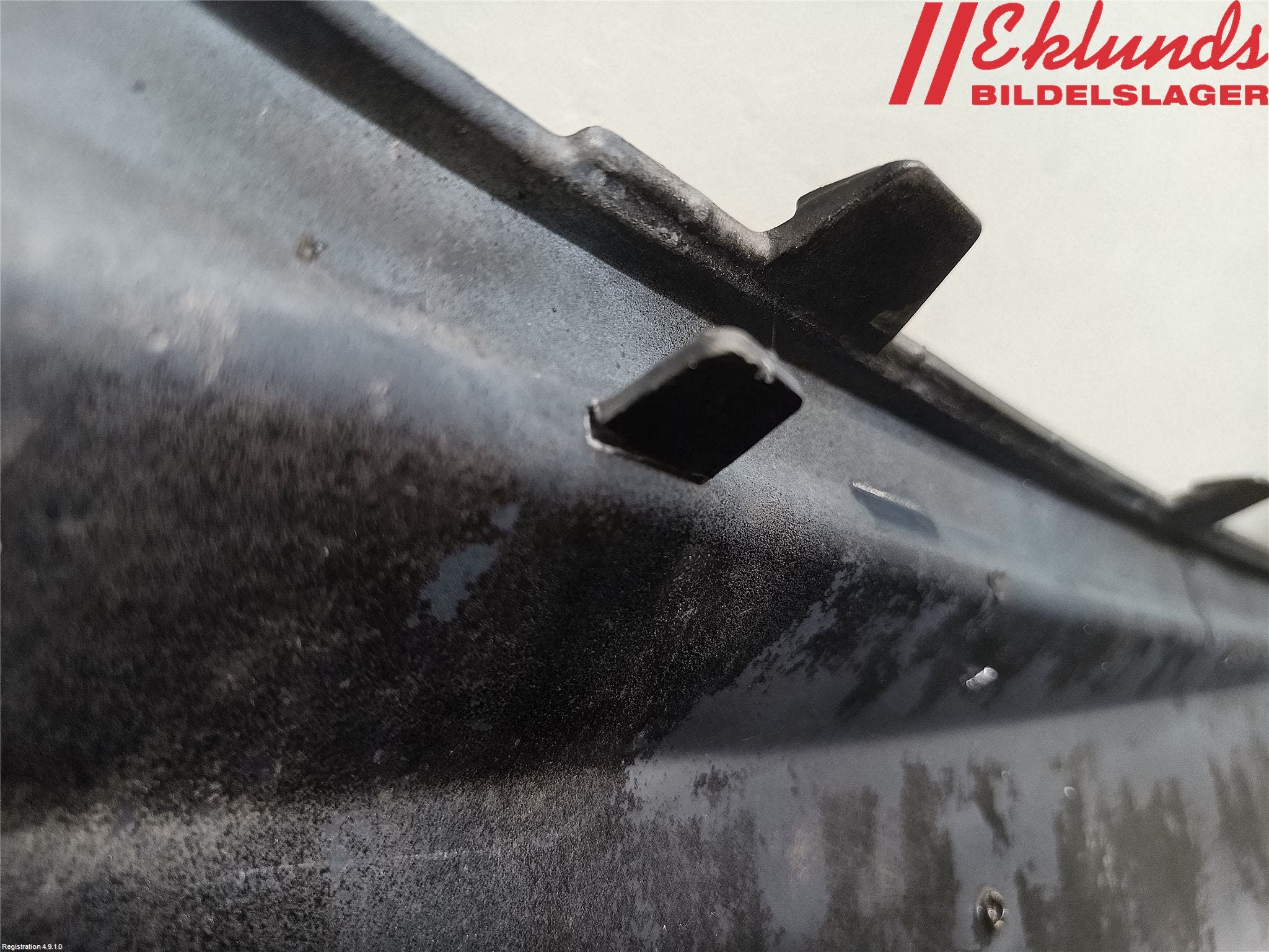 Mercedes-Benz MB C-KLASS (W204) 07-15 Stötfångarbeklädnad Fram