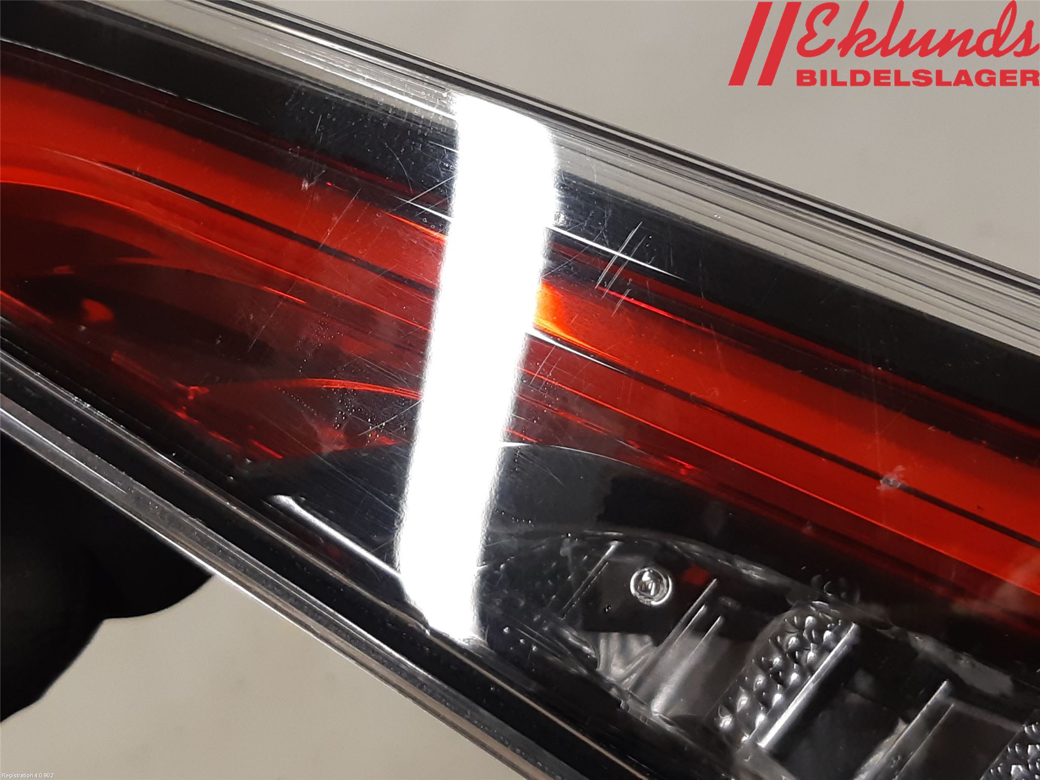 Toyota COROLLA 19- Bakljus Lucka Hö