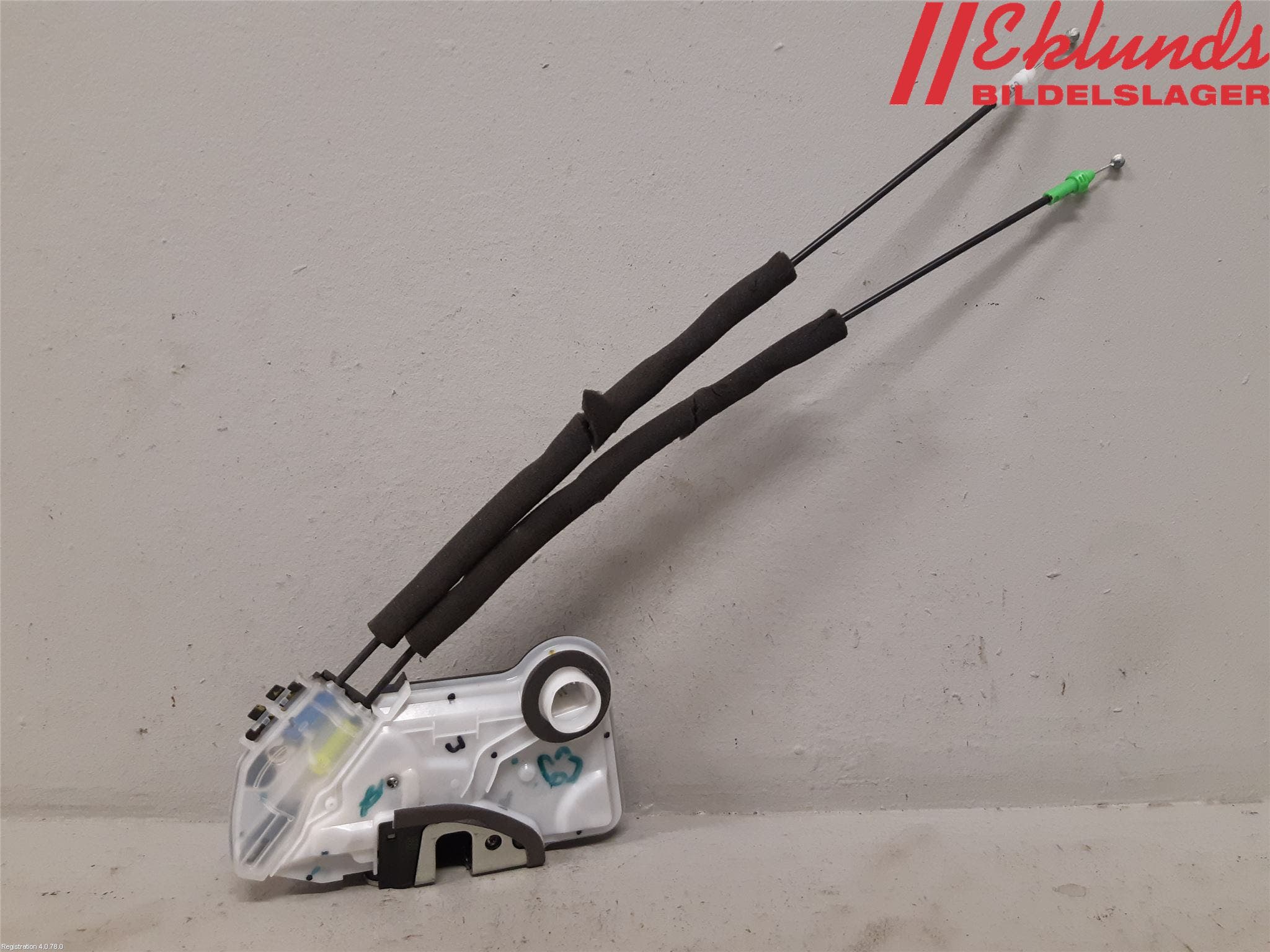 Toyota C-HR 16-23 Låskista-Dörrlås