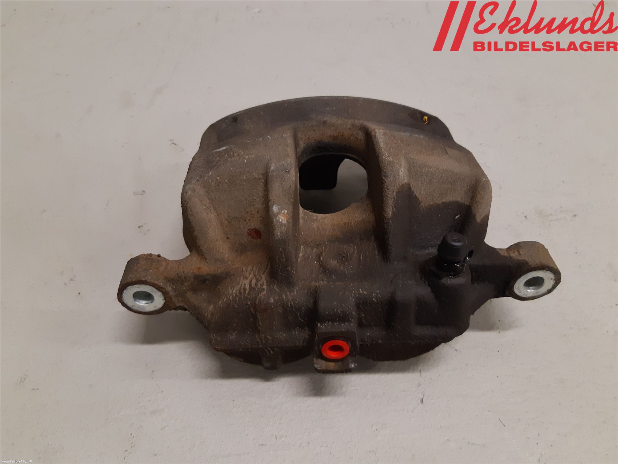 Volkswagen VW AMAROK 2H 10-22 Bromsok Fram Höger