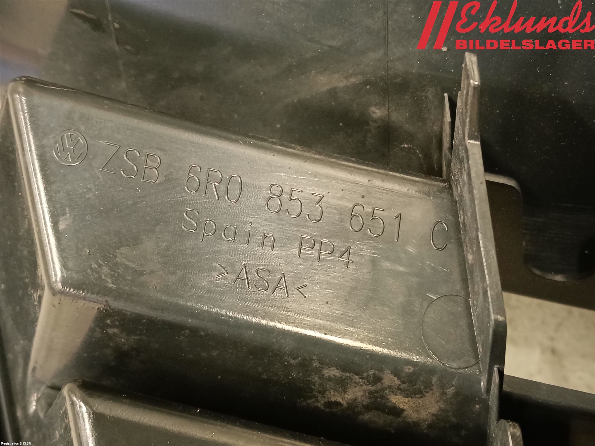 Volkswagen VW POLO 10-17 Grill Komp