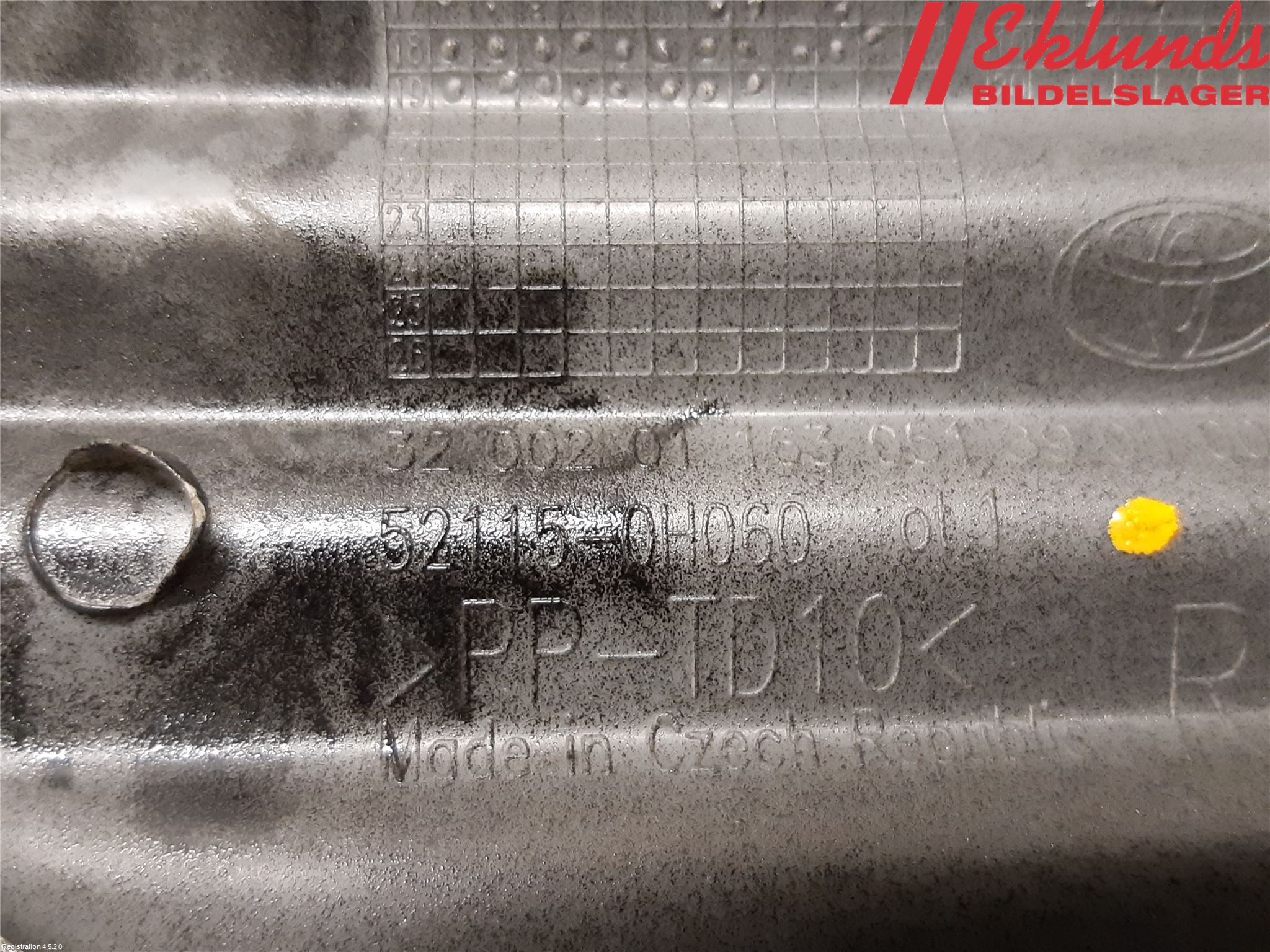 Toyota AYGO 15-21 Stöt Utfyllnad-List-Grill