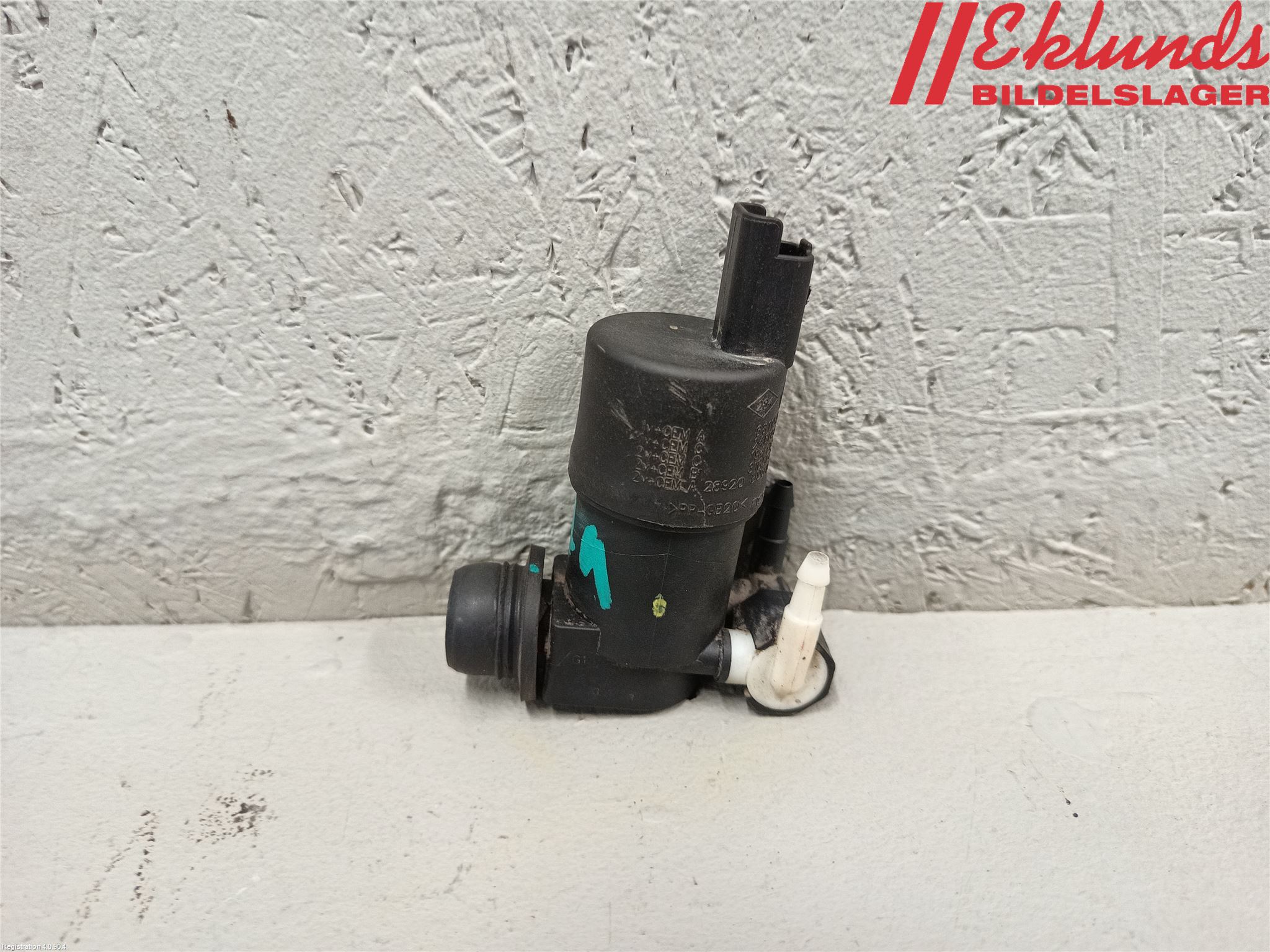 Renault KANGOO II 08-14 Spolarpump Vindruta