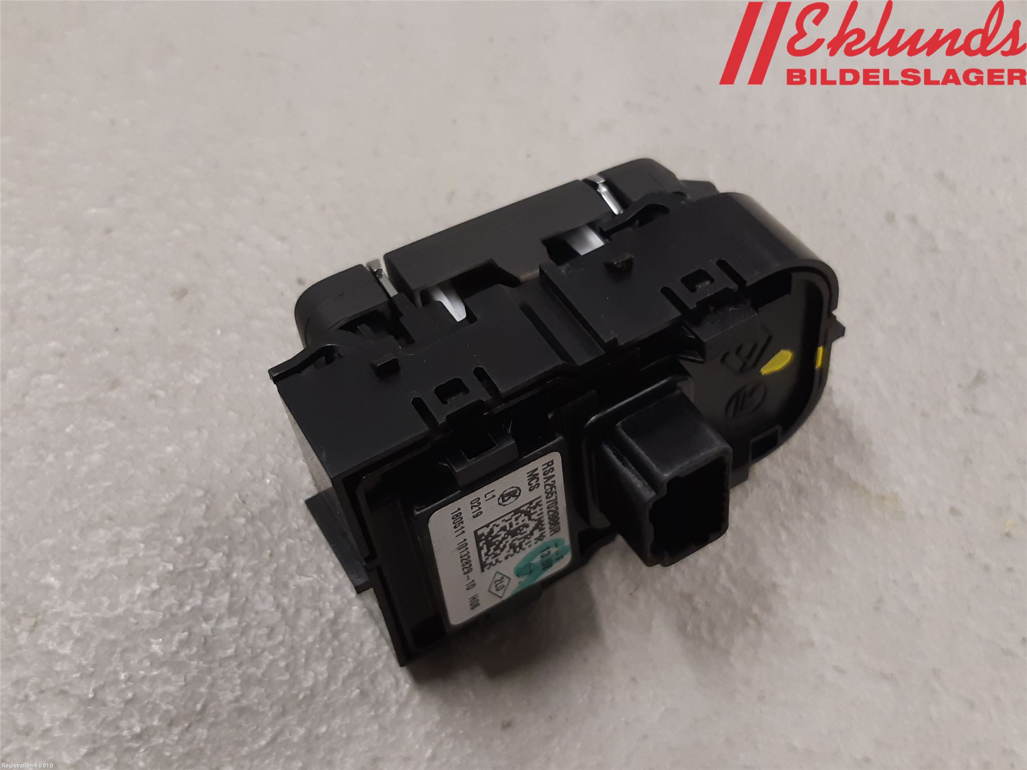 Renault CAPTUR 13-19 Strömställare Spegel