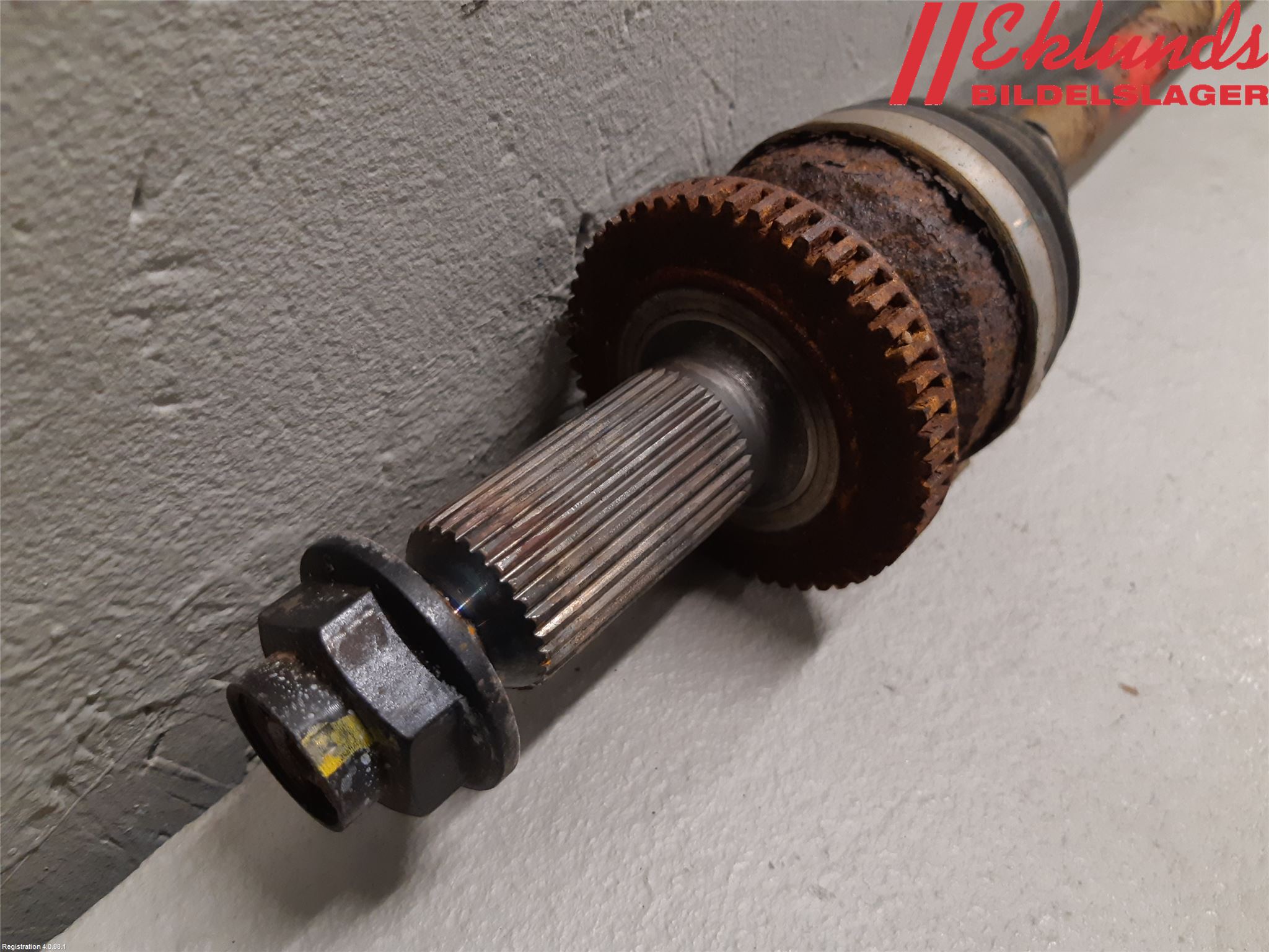 Hyundai SANTA FE 13-18 Drivaxel Bak Vänster