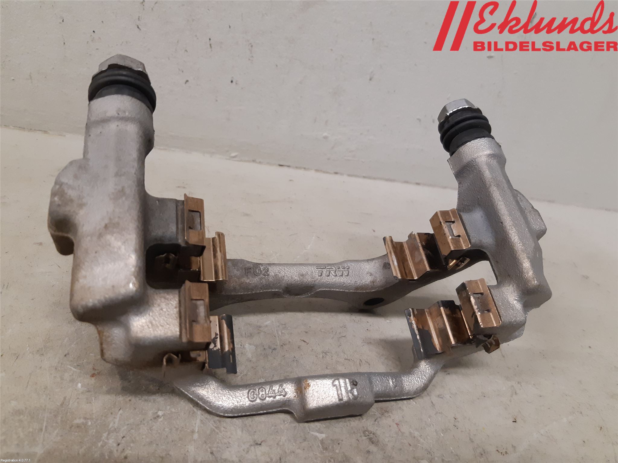 Toyota COROLLA 19- Bromsokshållare