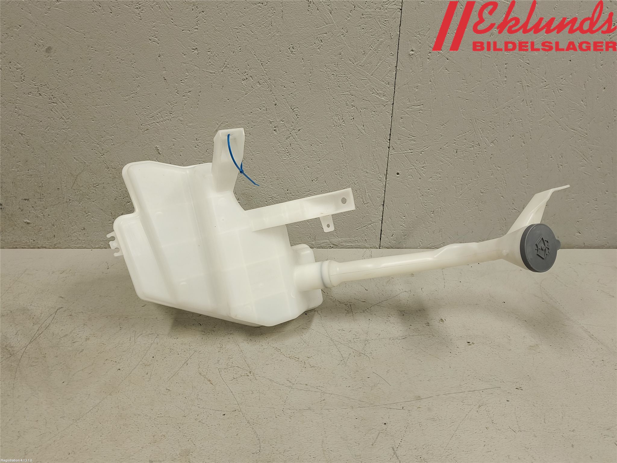 Nissan LEAF 18- Spolartank Vindruta