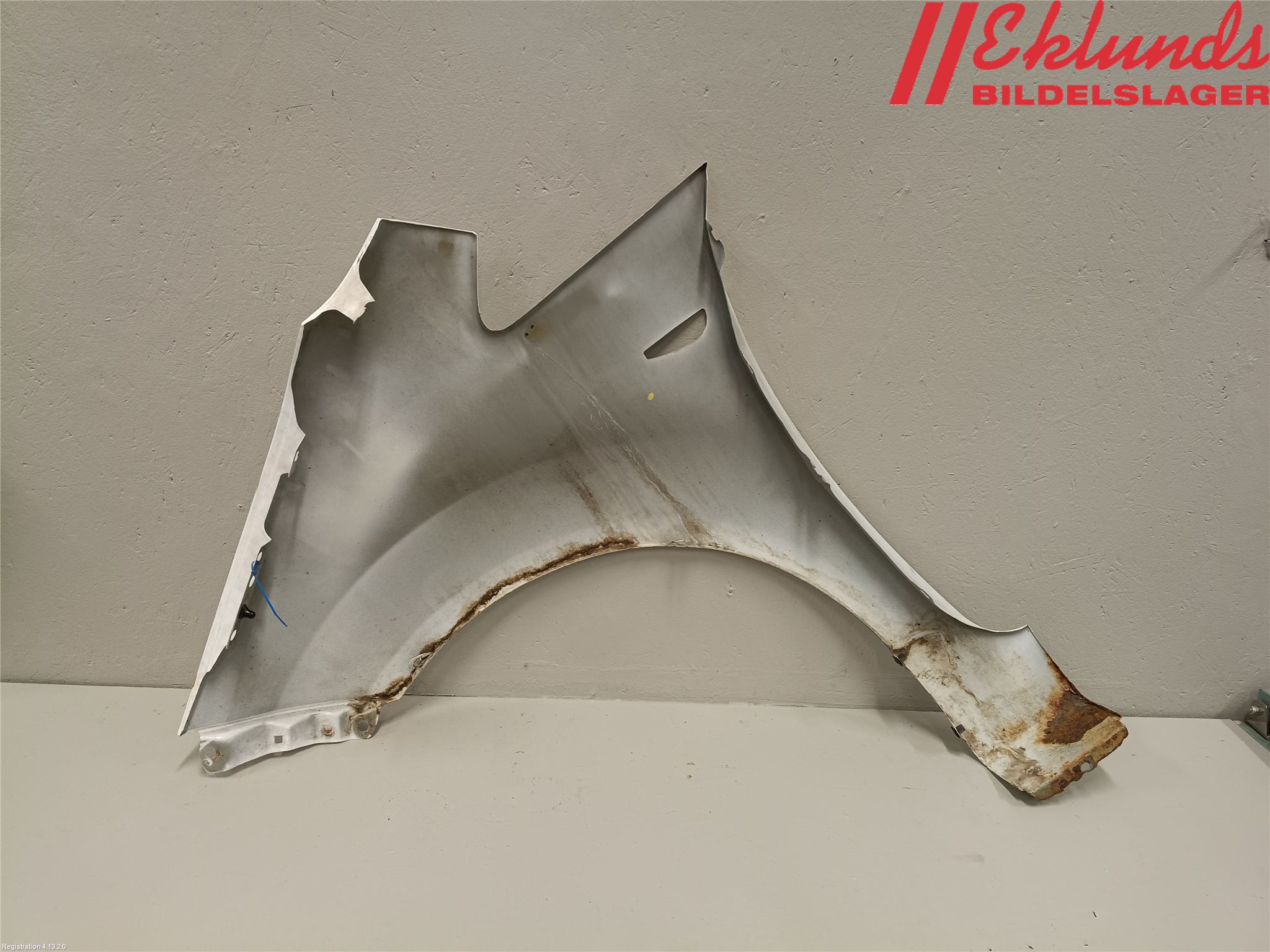 Kia VENGA 10-19 Skärm Fram Höger