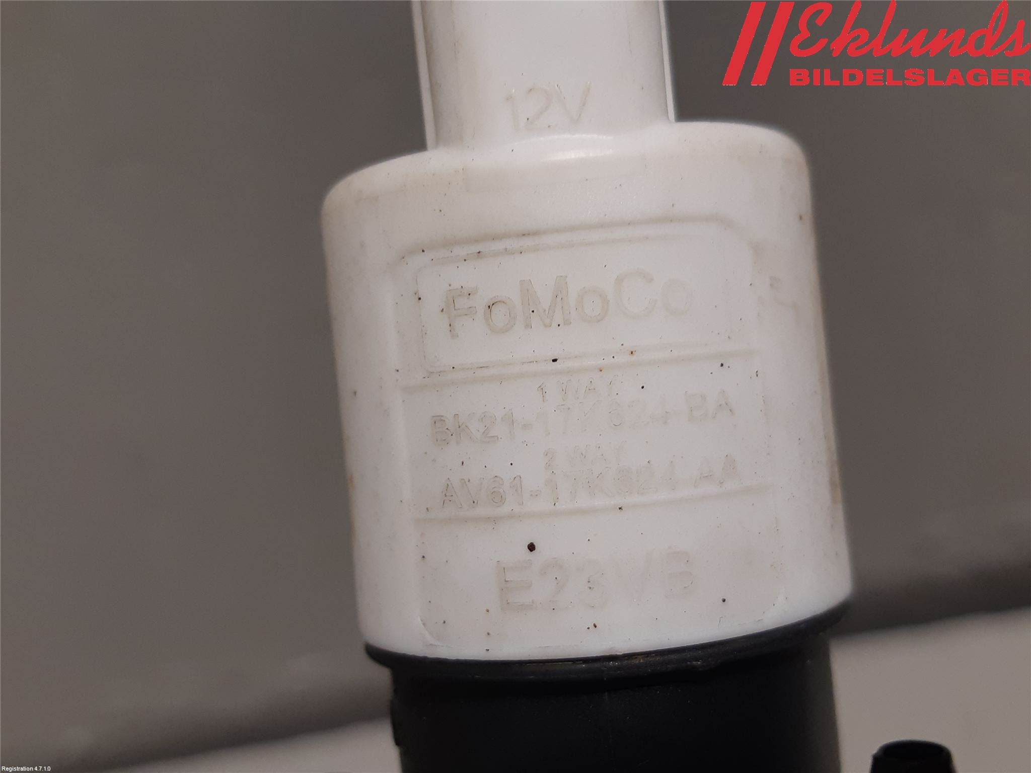 Volvo V60 11-13 Spolarpump Vindruta