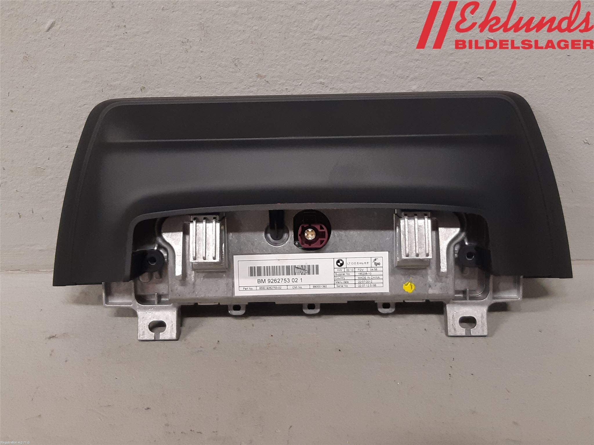 BMW 3 F30/F31/F80 12-19 Bildskärm