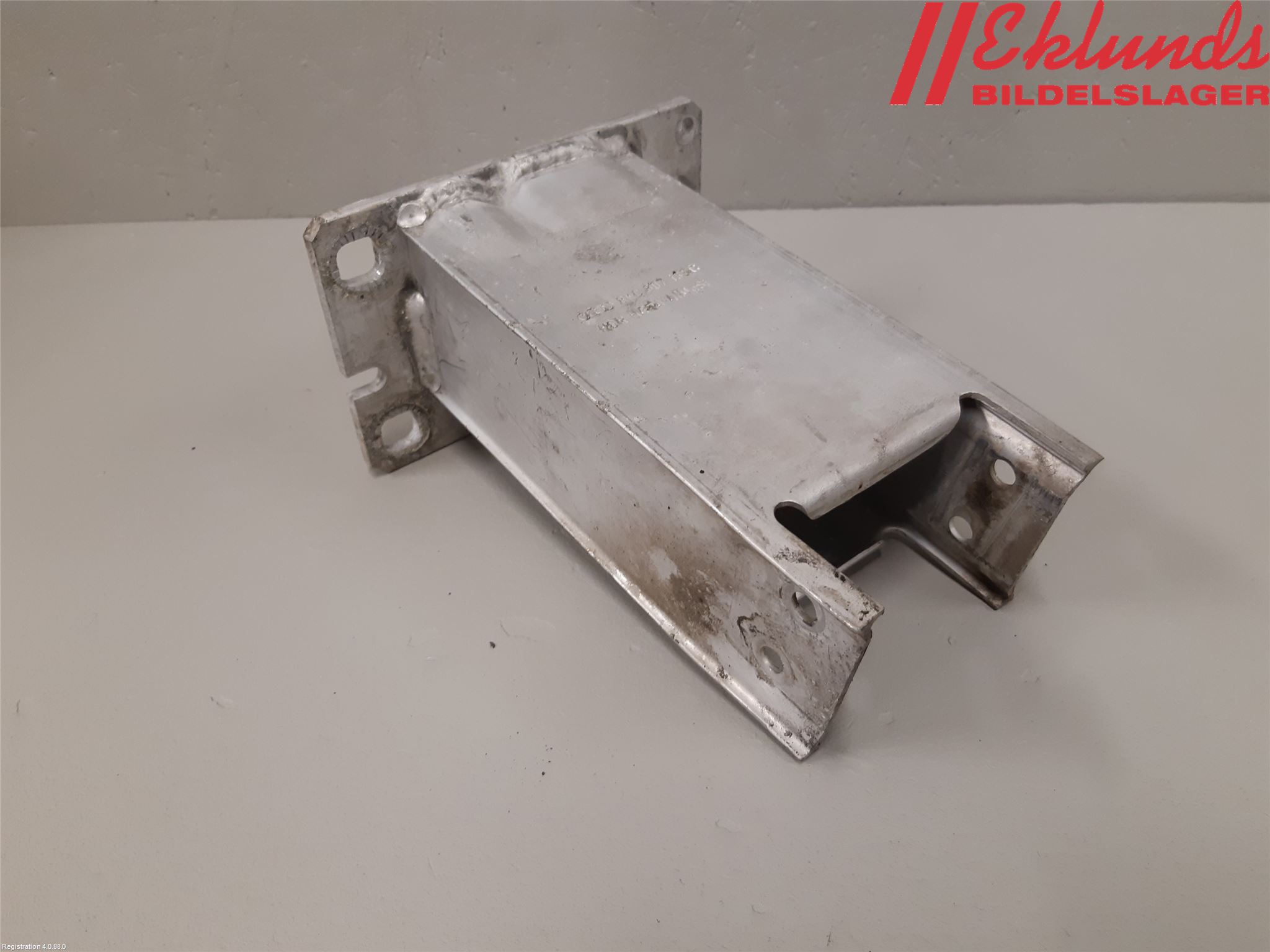 Audi A4/S4 08-11 Stötfångarbärjärn Fram