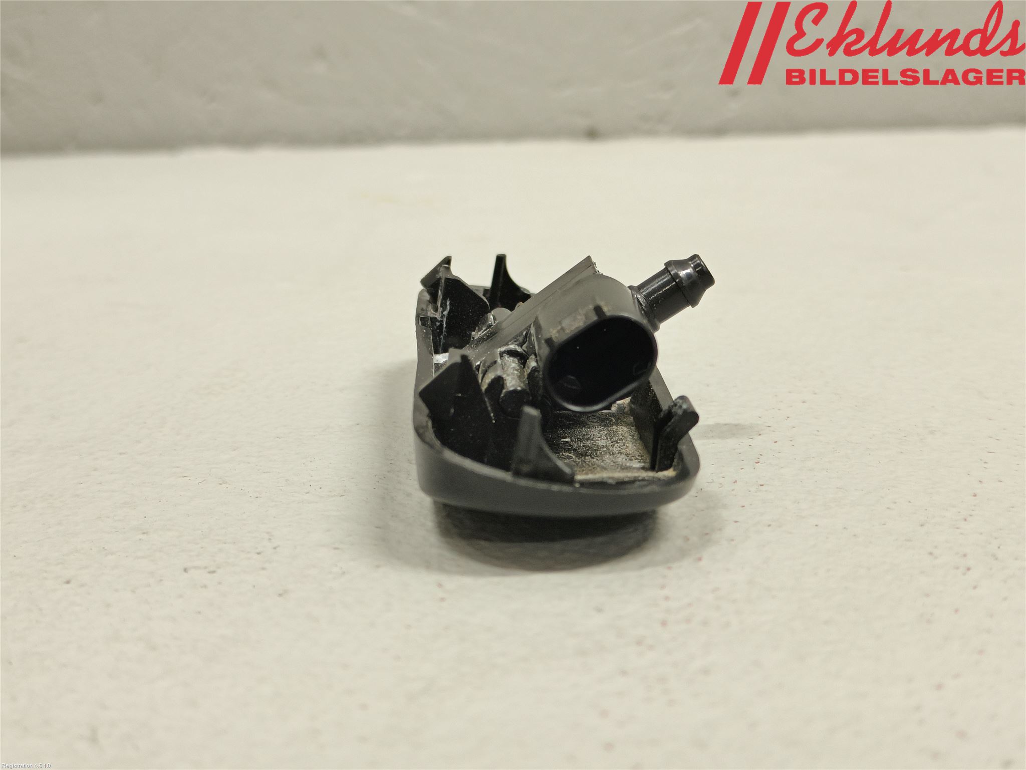 Audi A6 F2/C8 19- Spolarmunstycke Rutor