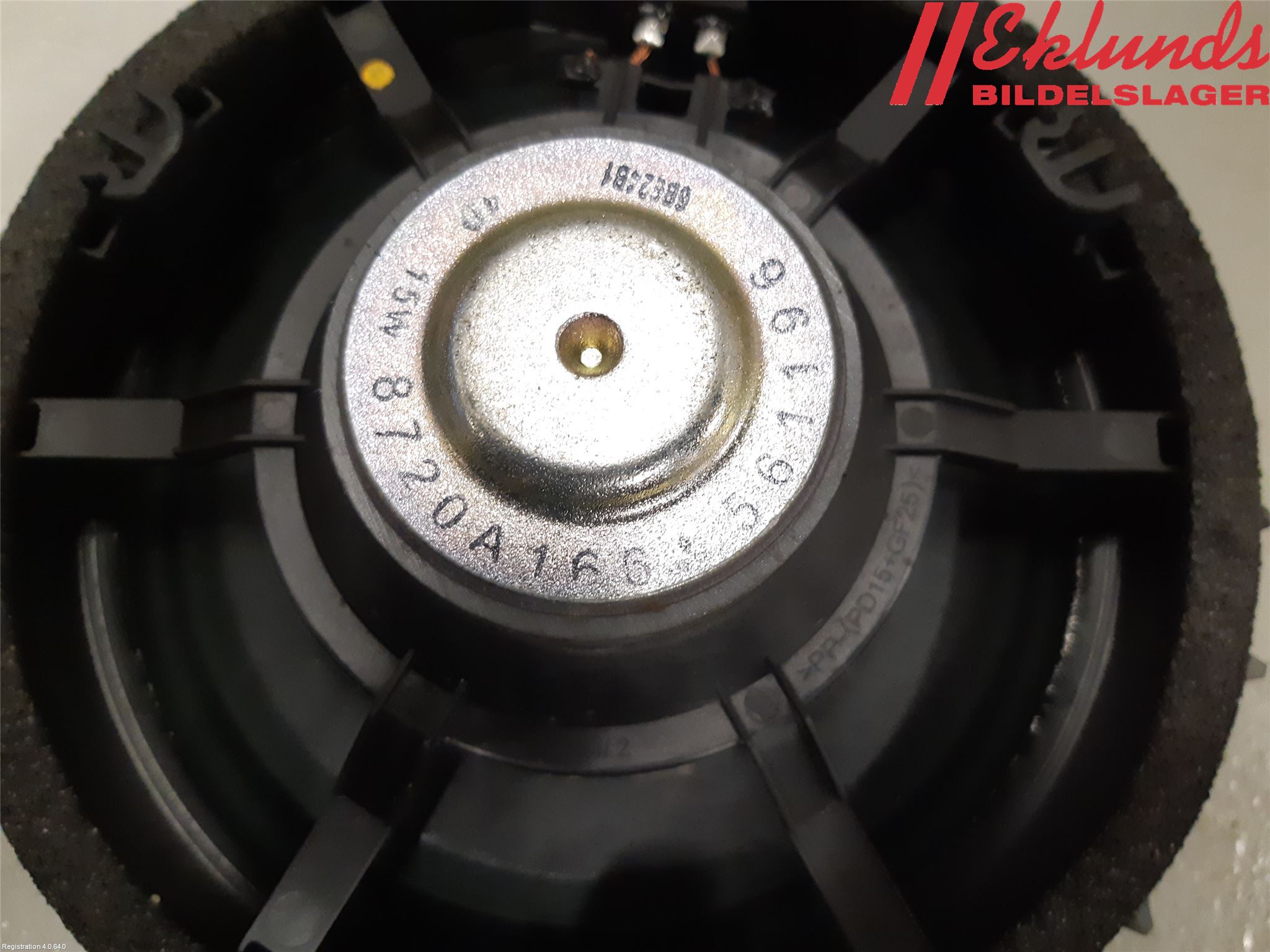 Mitsubishi OUTLANDER 13-21 Högtalare