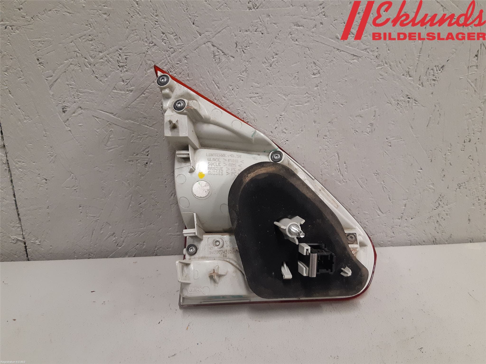 Peugeot 2008 13-20 Bakljus Lucka Hö