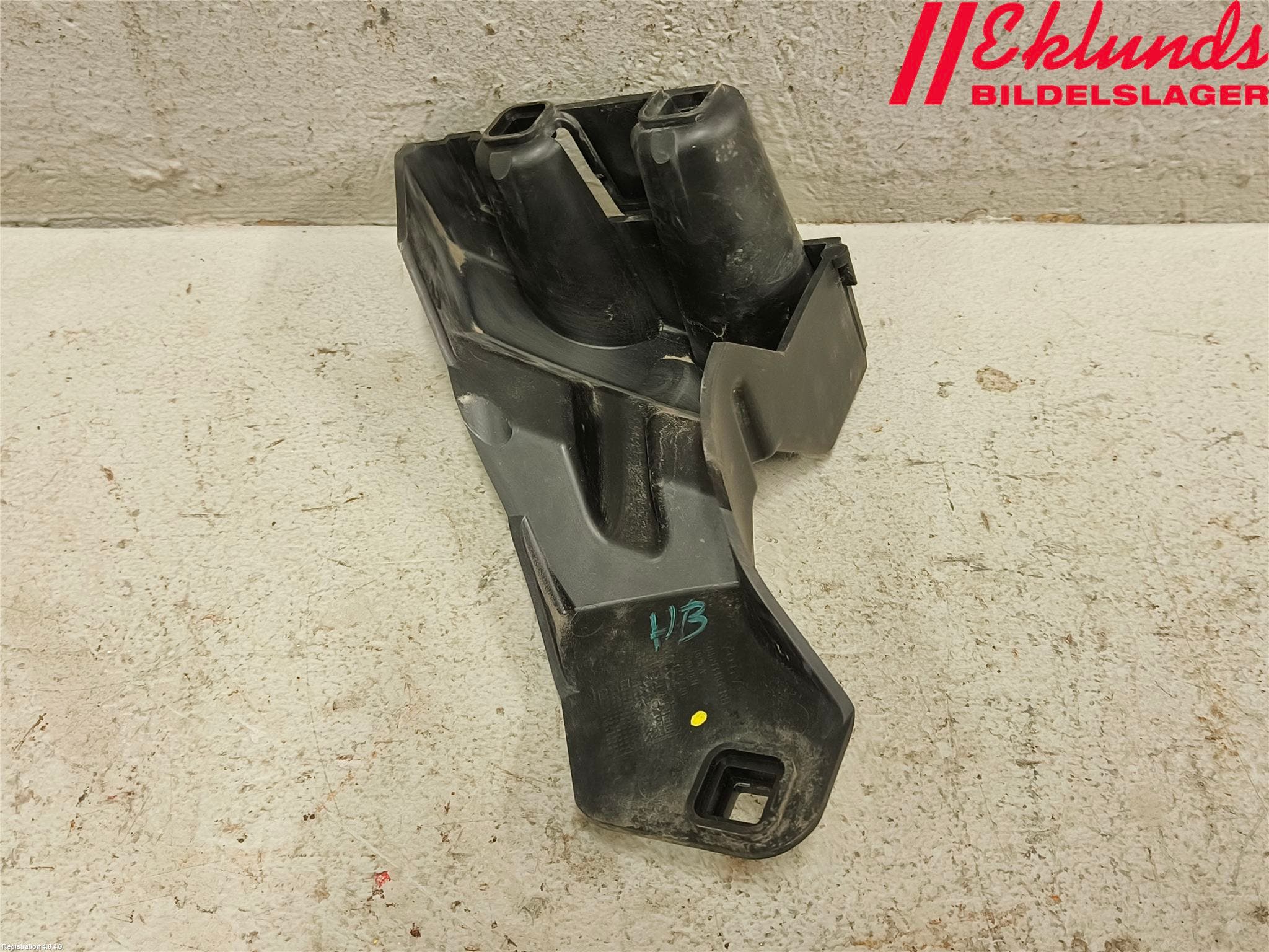 Volvo V70 05-08 Stötfångarfäste Bak Hö
