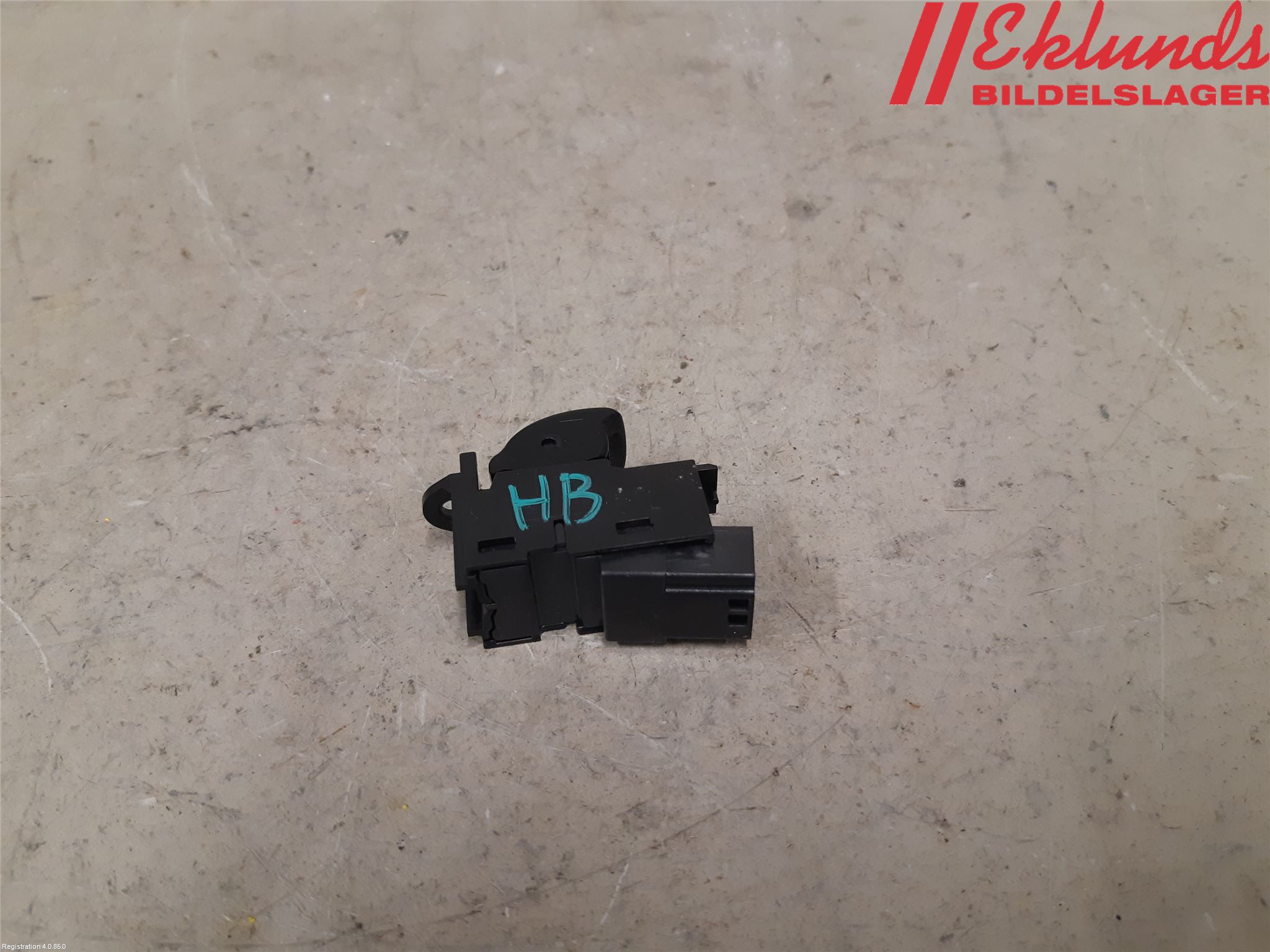 Volvo V90 17->> Strömställare Elhiss