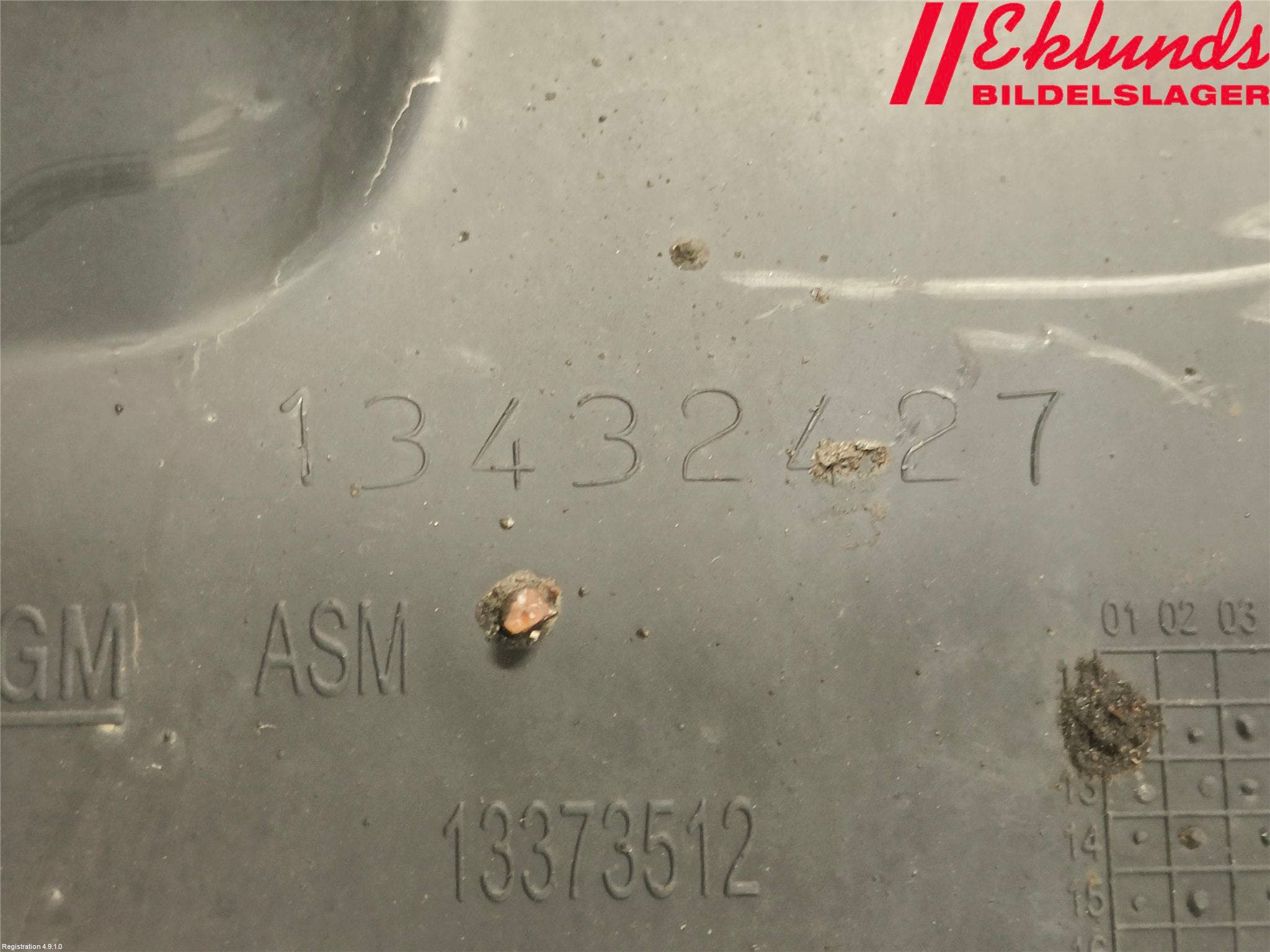 Opel ASTRA J 10-15 Skärm Inner