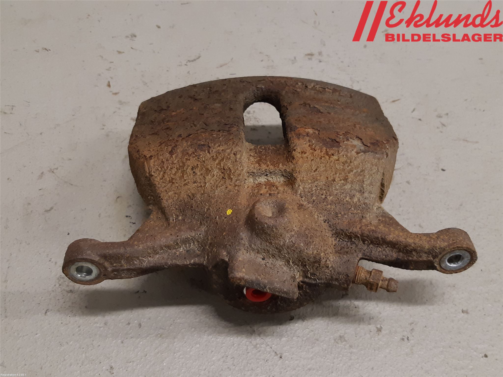 Volkswagen VW PASSAT 15-19 Bromsok Fram Höger