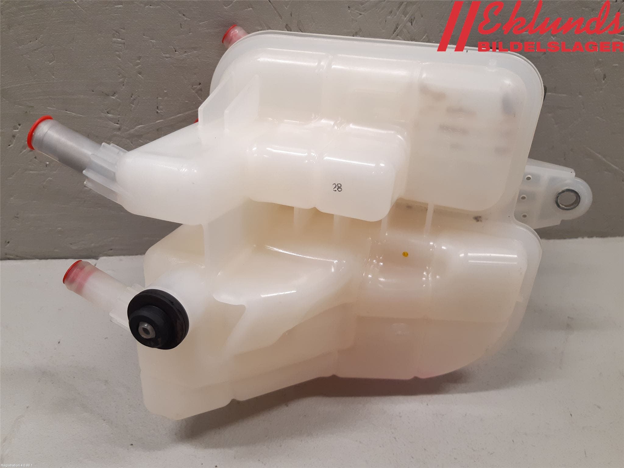 Toyota AURIS 13-19 Expansionstank