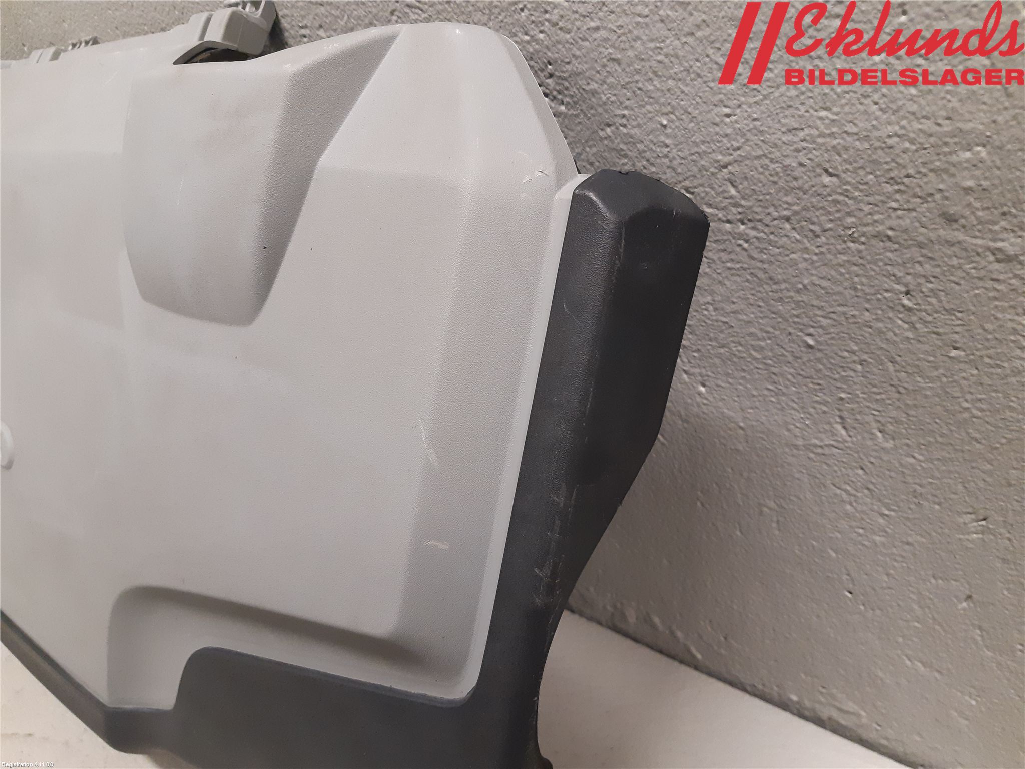 Volvo V70 05-08 Motorkåpa