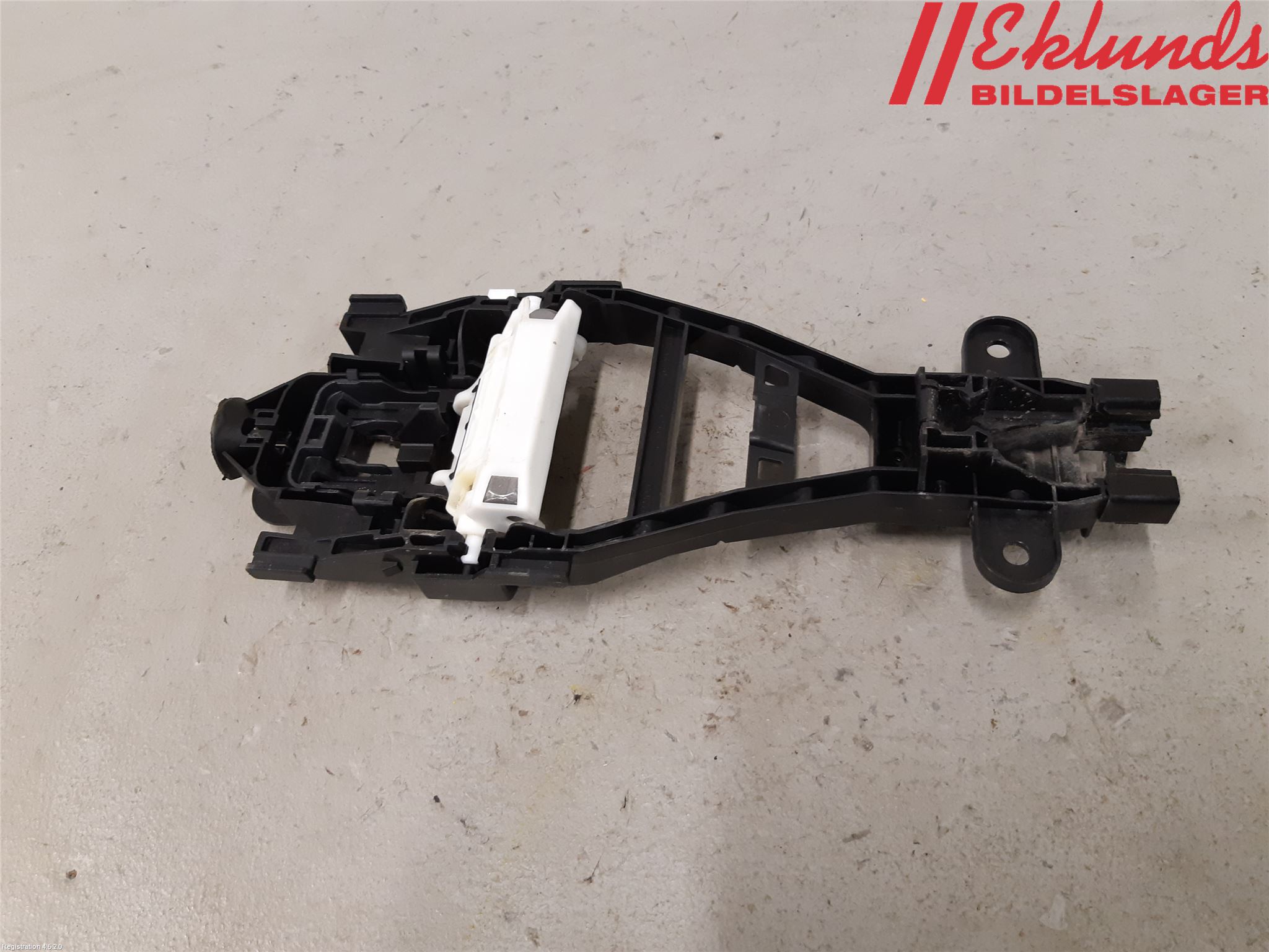 Volvo XC40/RECHARGE 18- Dörrhandtag Yttre Vä