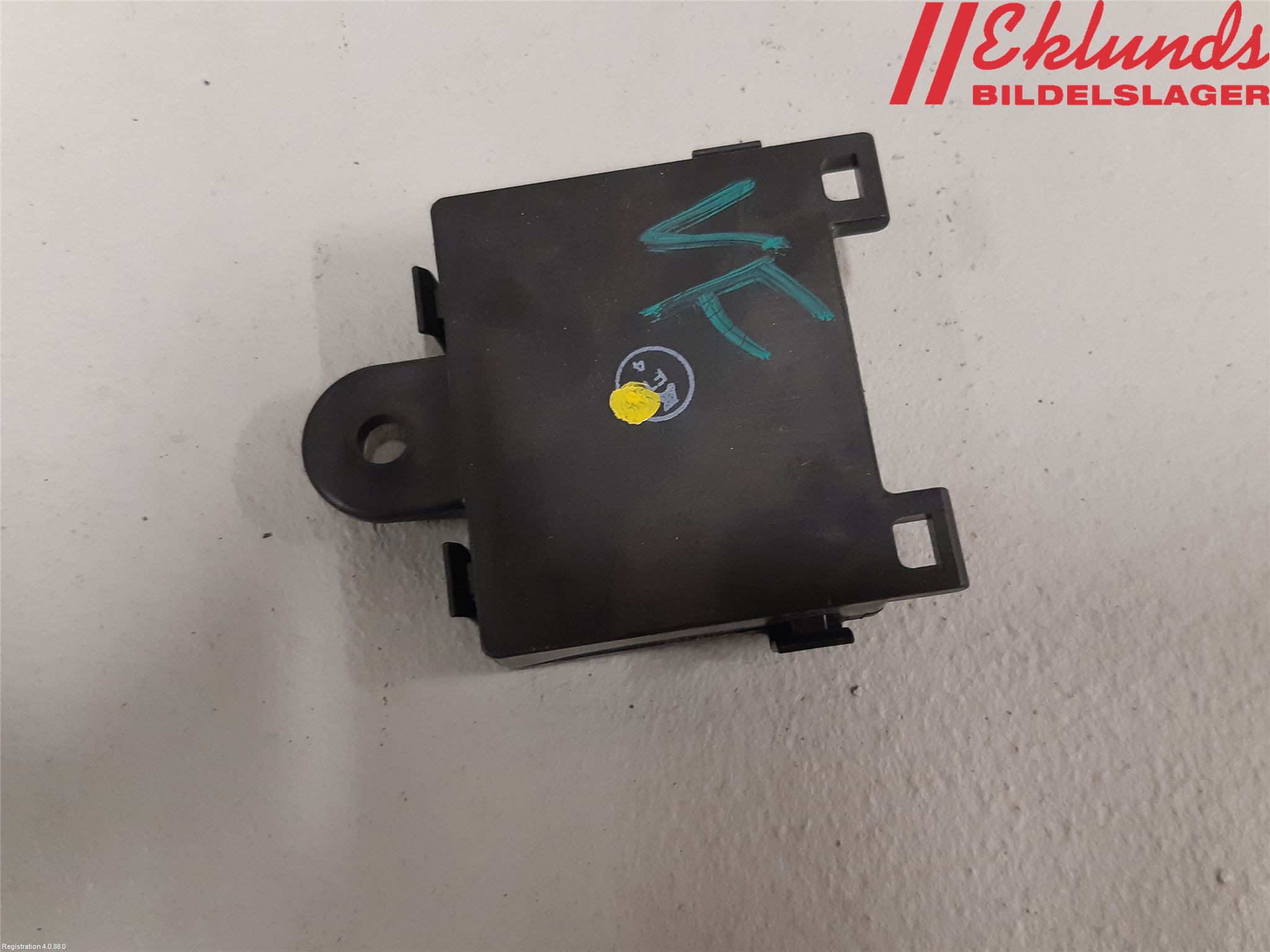 Tesla MODEL S 13- Styrenhet Dörr