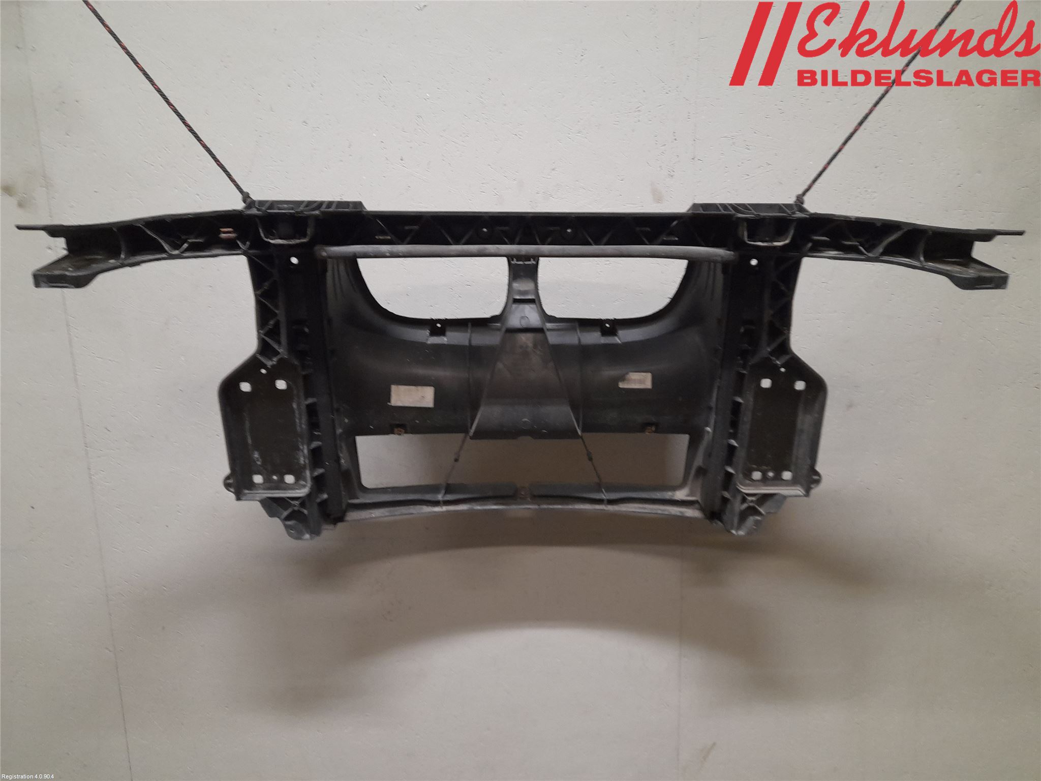 BMW 1 E87/81 5D/3D 03-11 Frontplåt