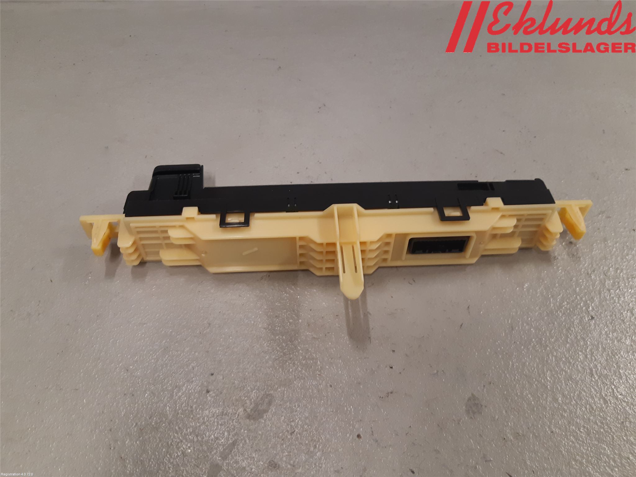 Toyota RAV4 13-18 Strömställare Varnings