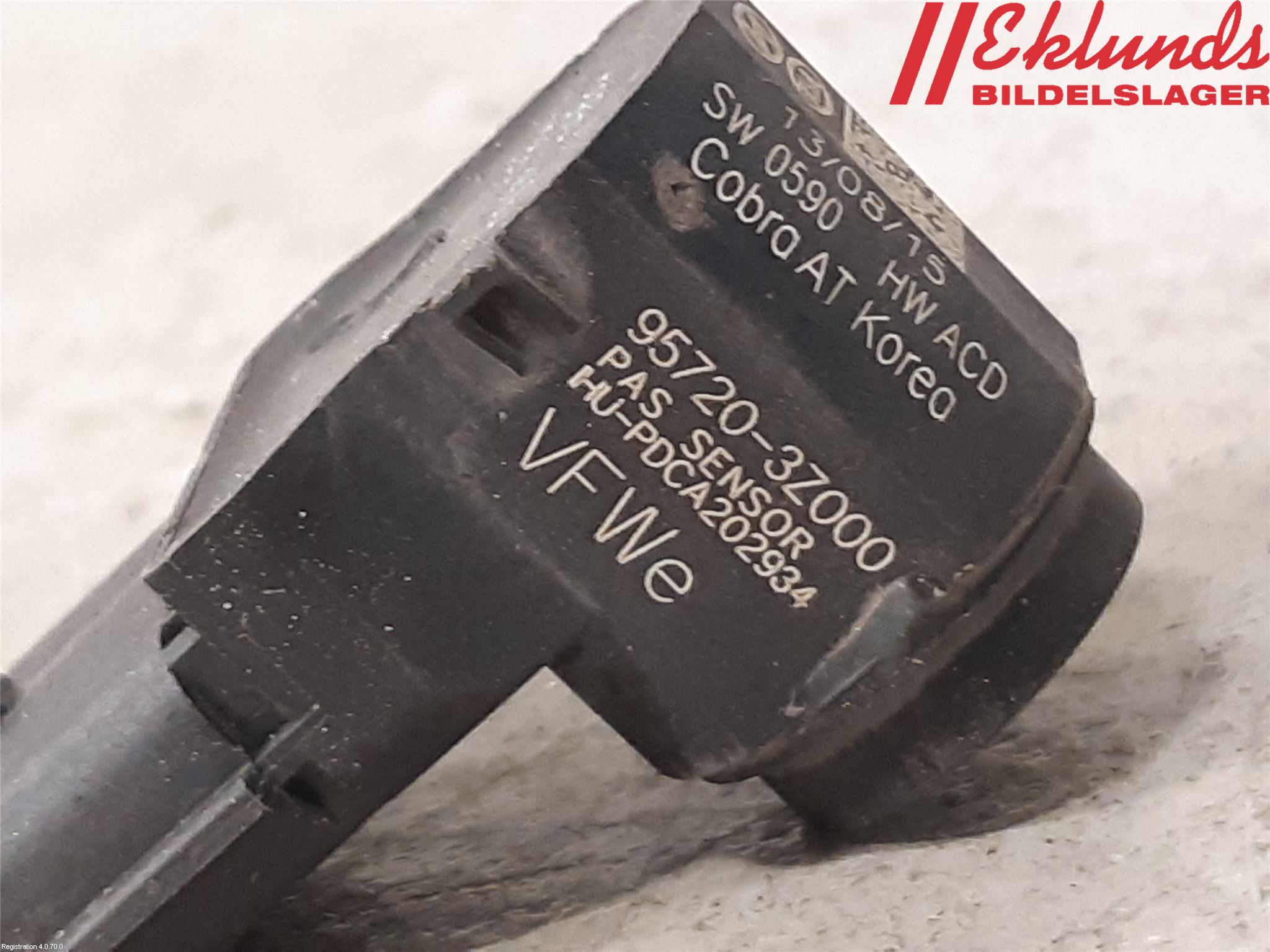 Hyundai i40 08-15 Parkeringshjälp Frontsensor