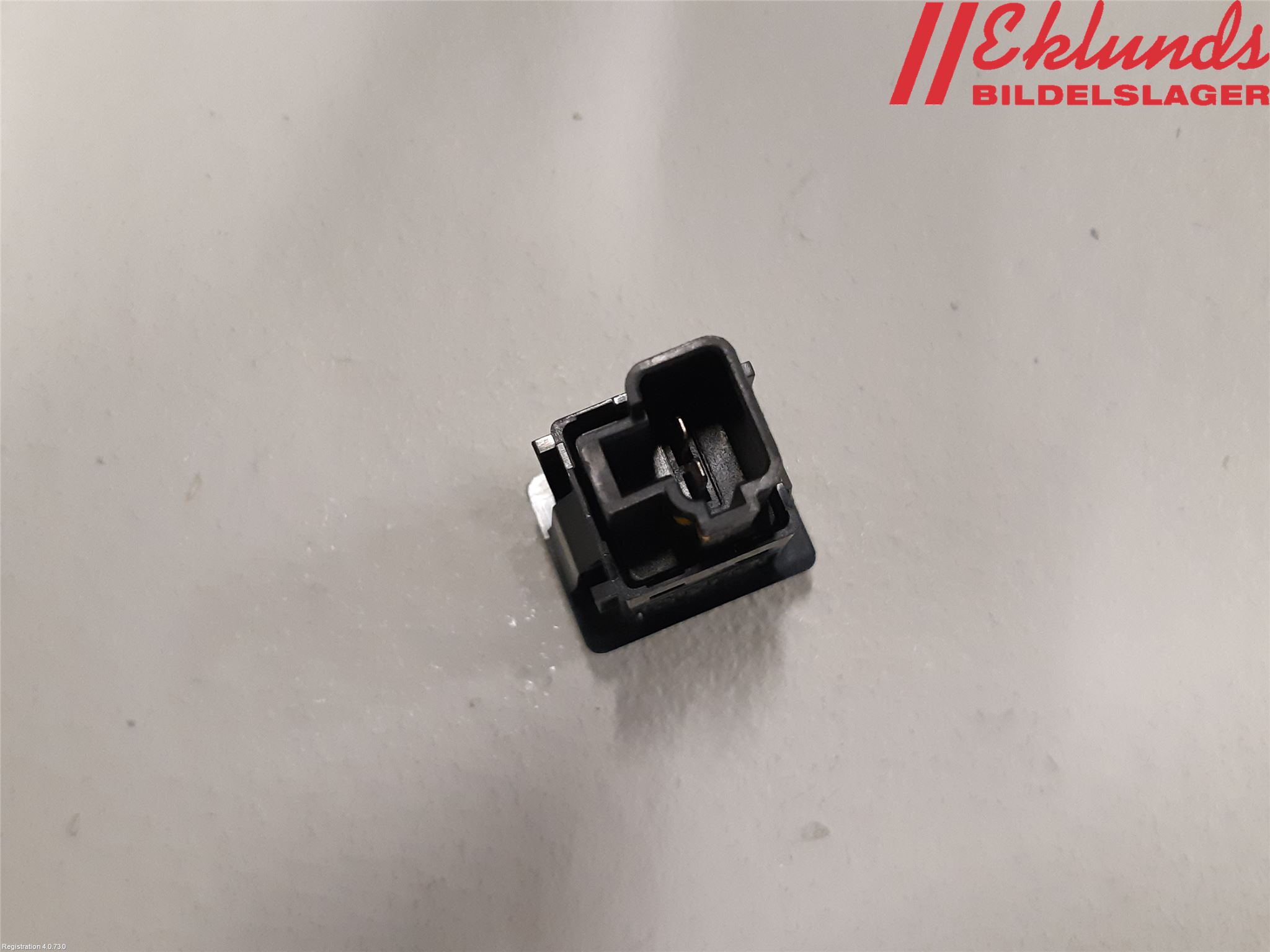 Toyota YARIS XP130 15-20 Strömställare Däcktryckskontroll